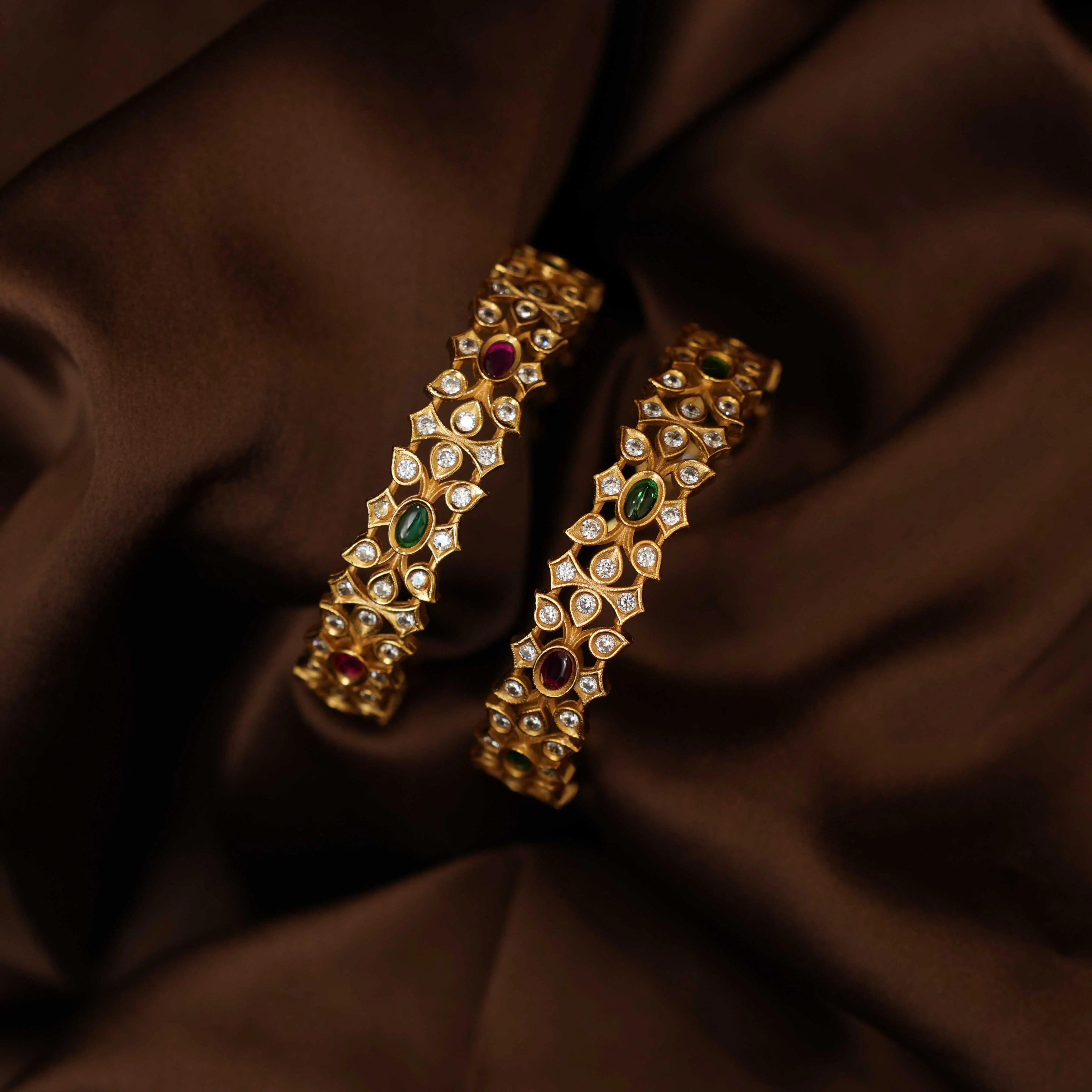 Eravati Kundan Bangles