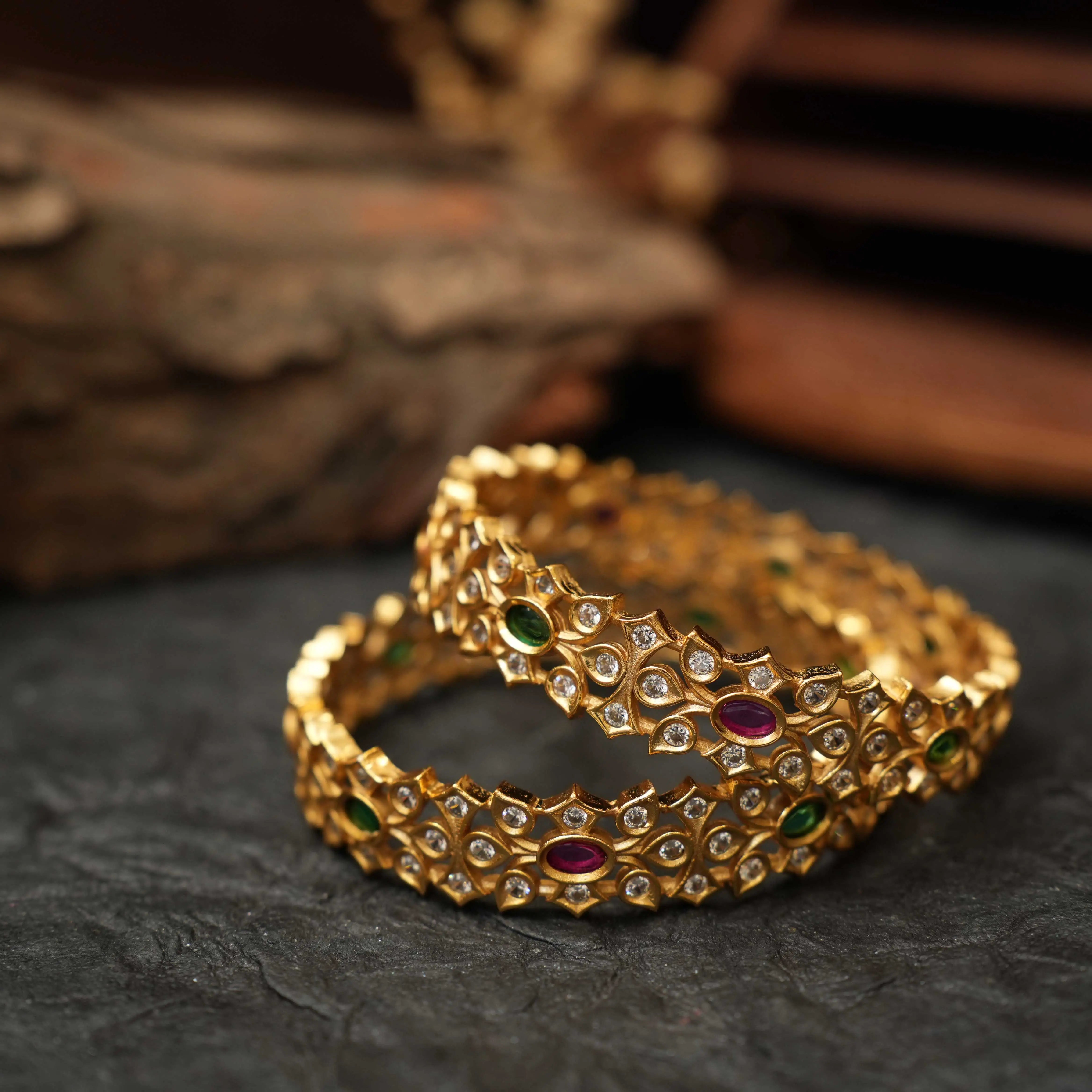 Eravati Kundan Bangles