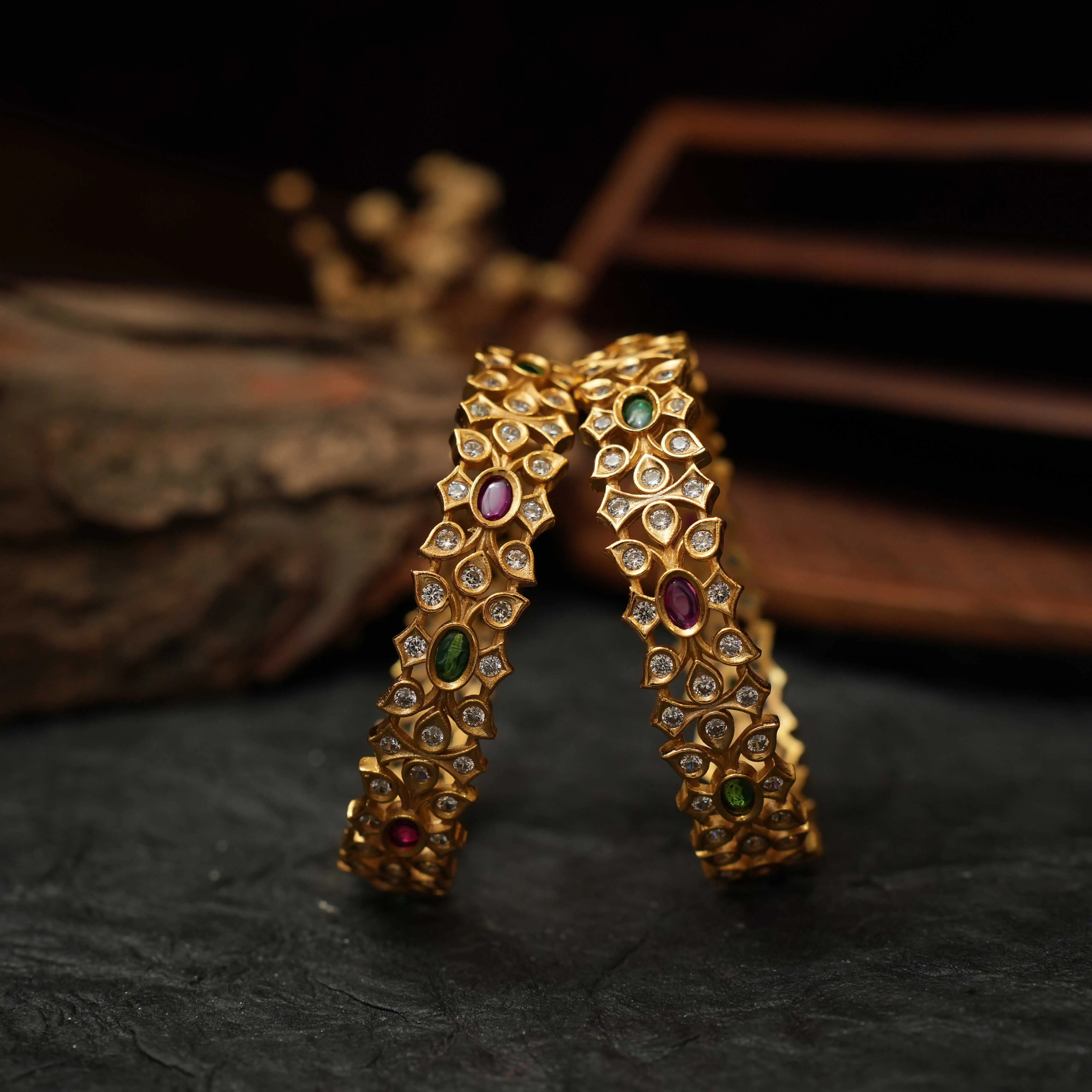 Eravati Kundan Bangles