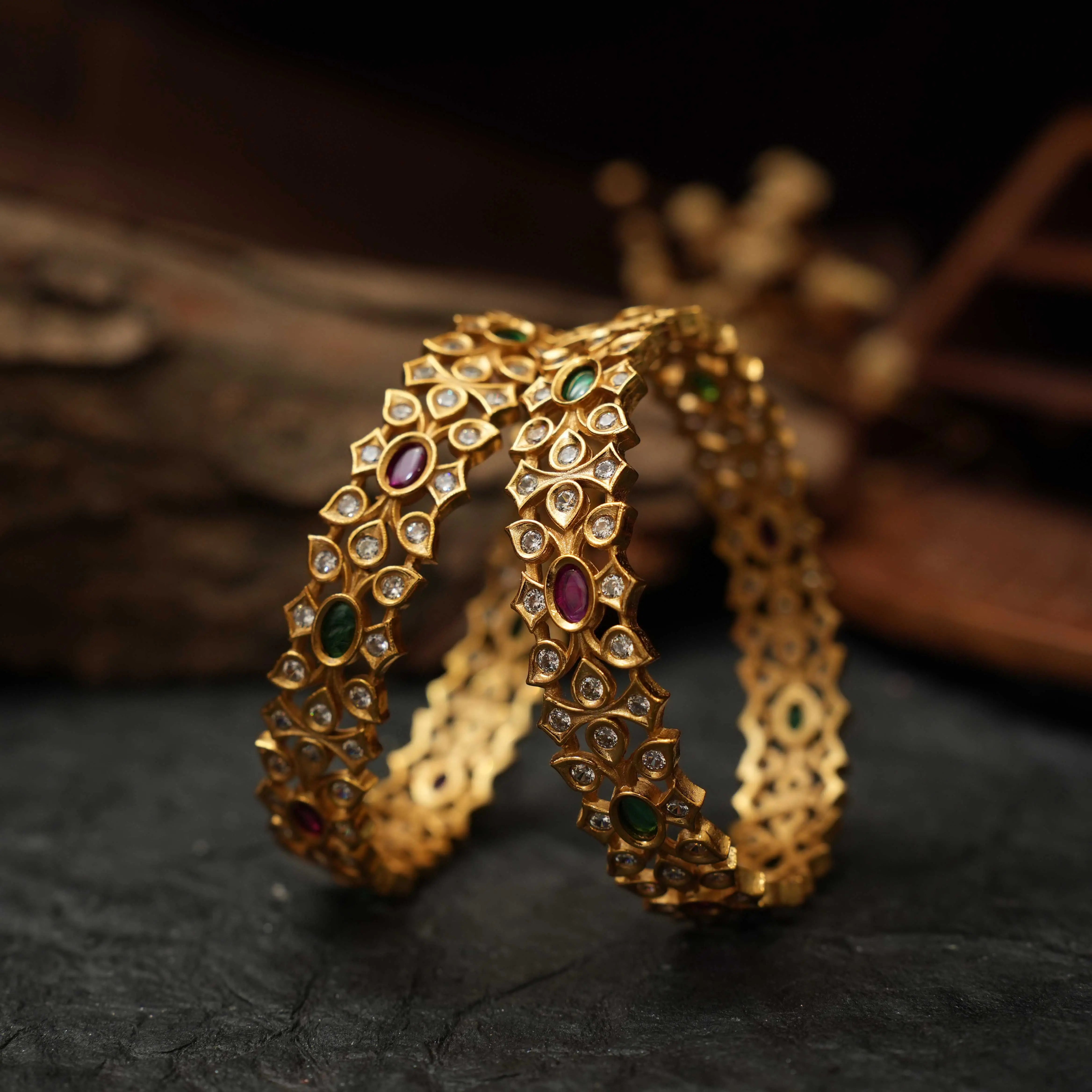 Eravati Kundan Bangles