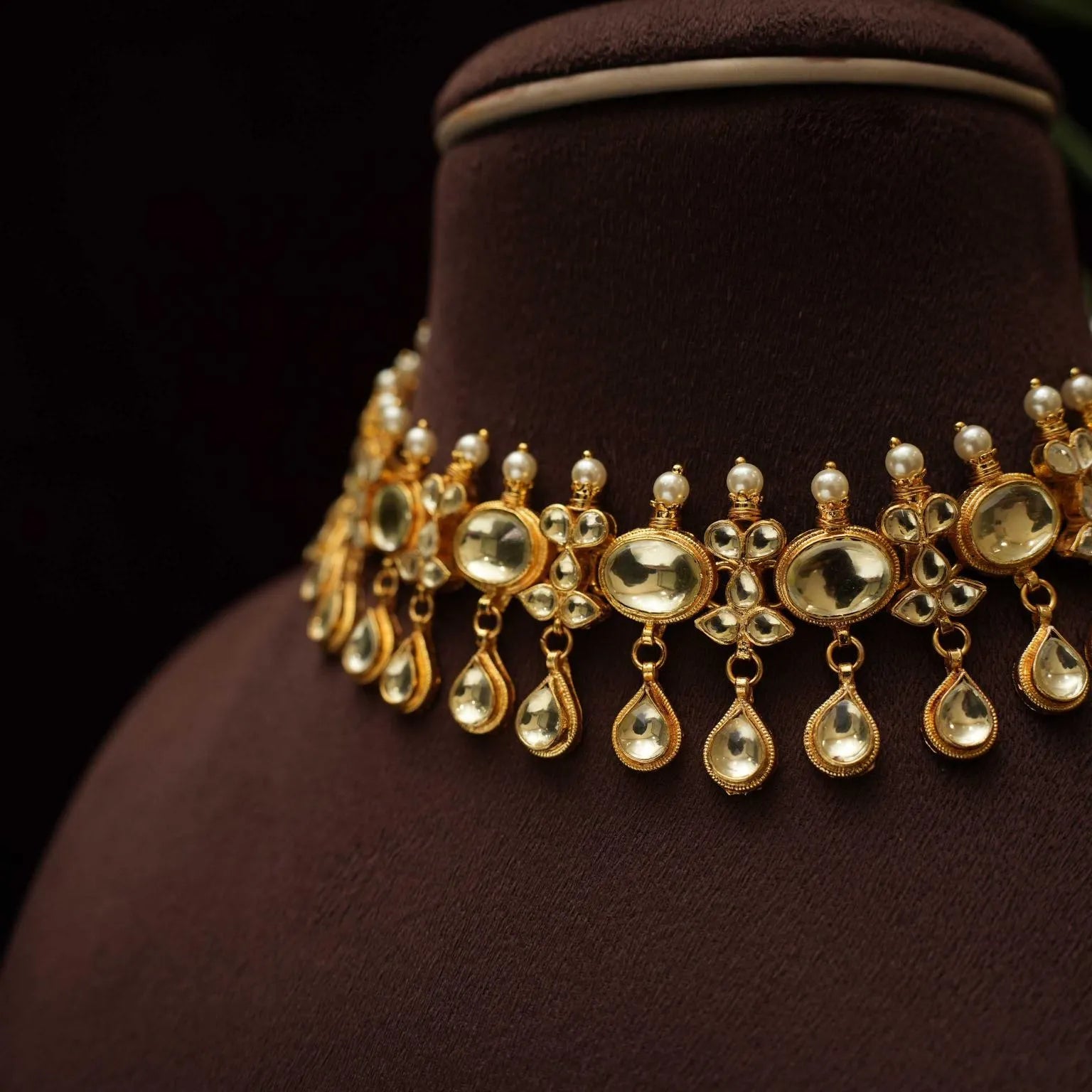 Esha Polki Necklace - White