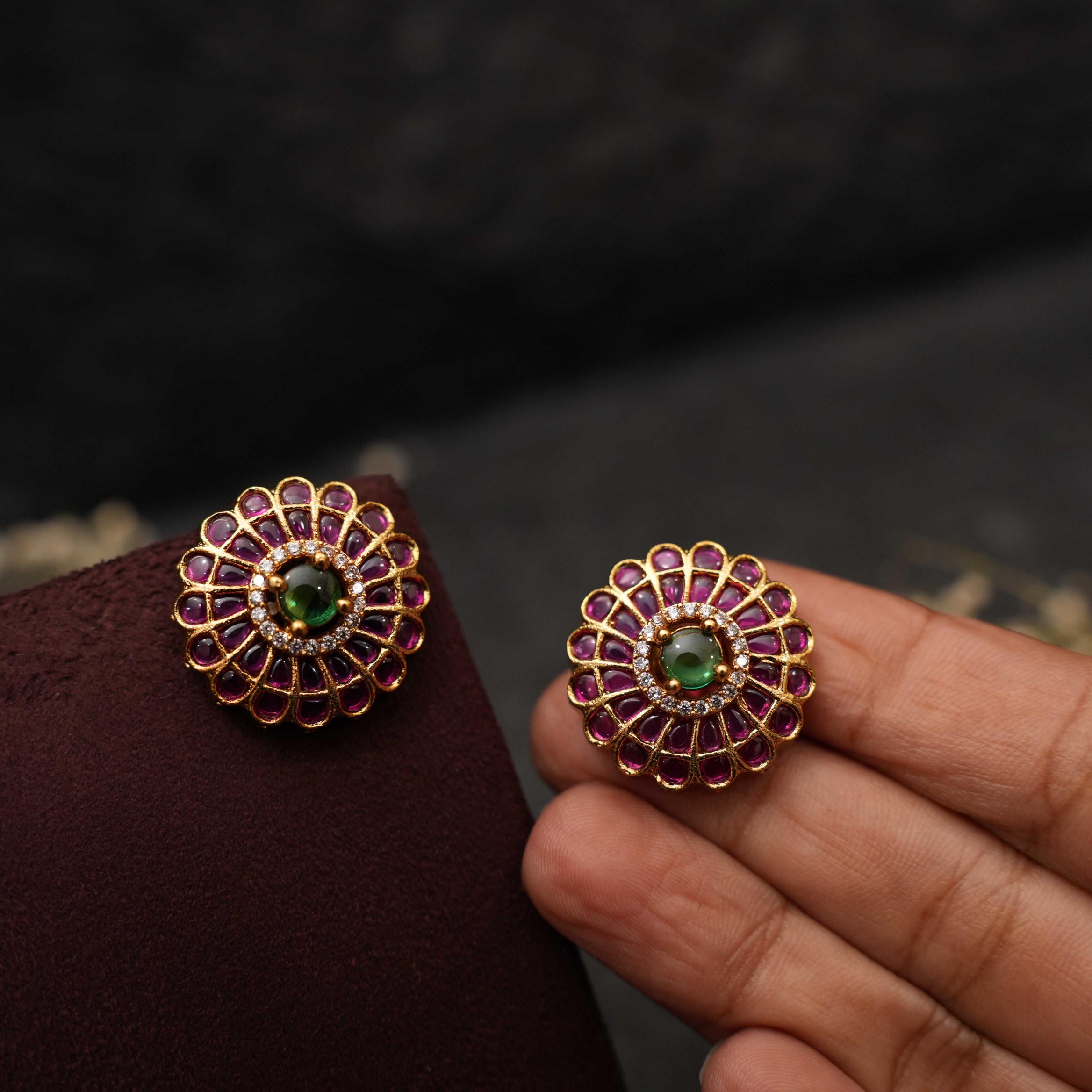 Etasha Antique Ear Stud - Red & Green