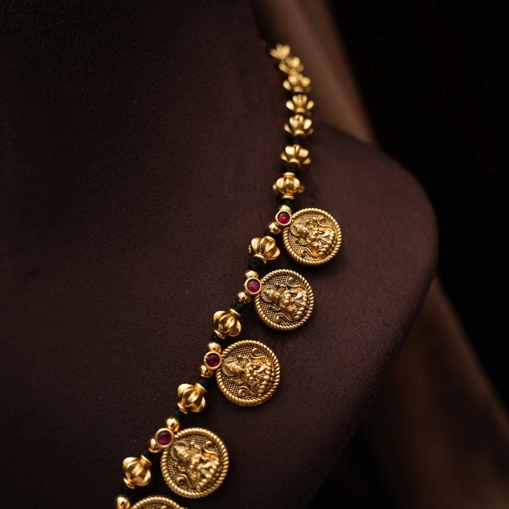 Fanisha Antique Necklace