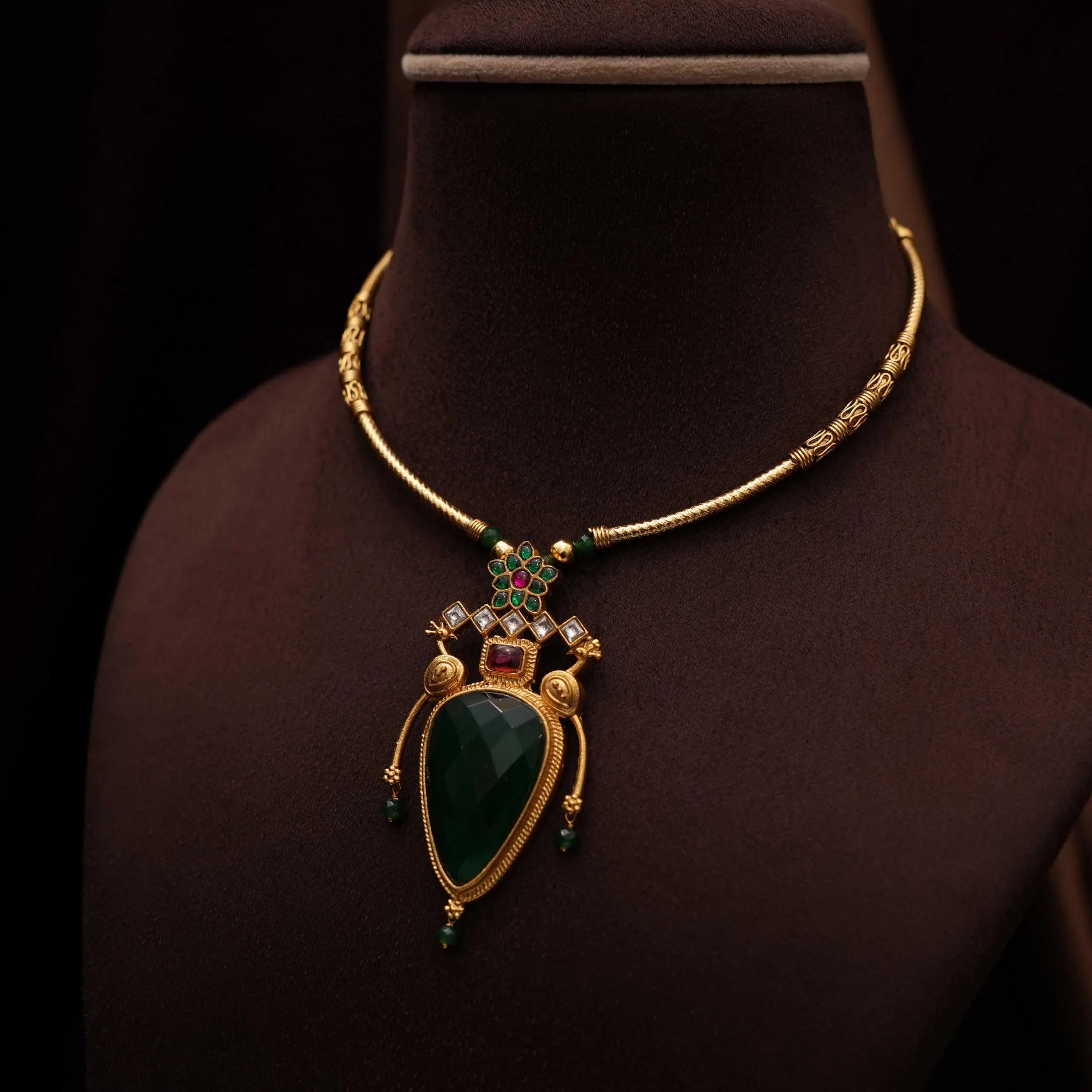 Fara Antique Hasli Necklace - Green