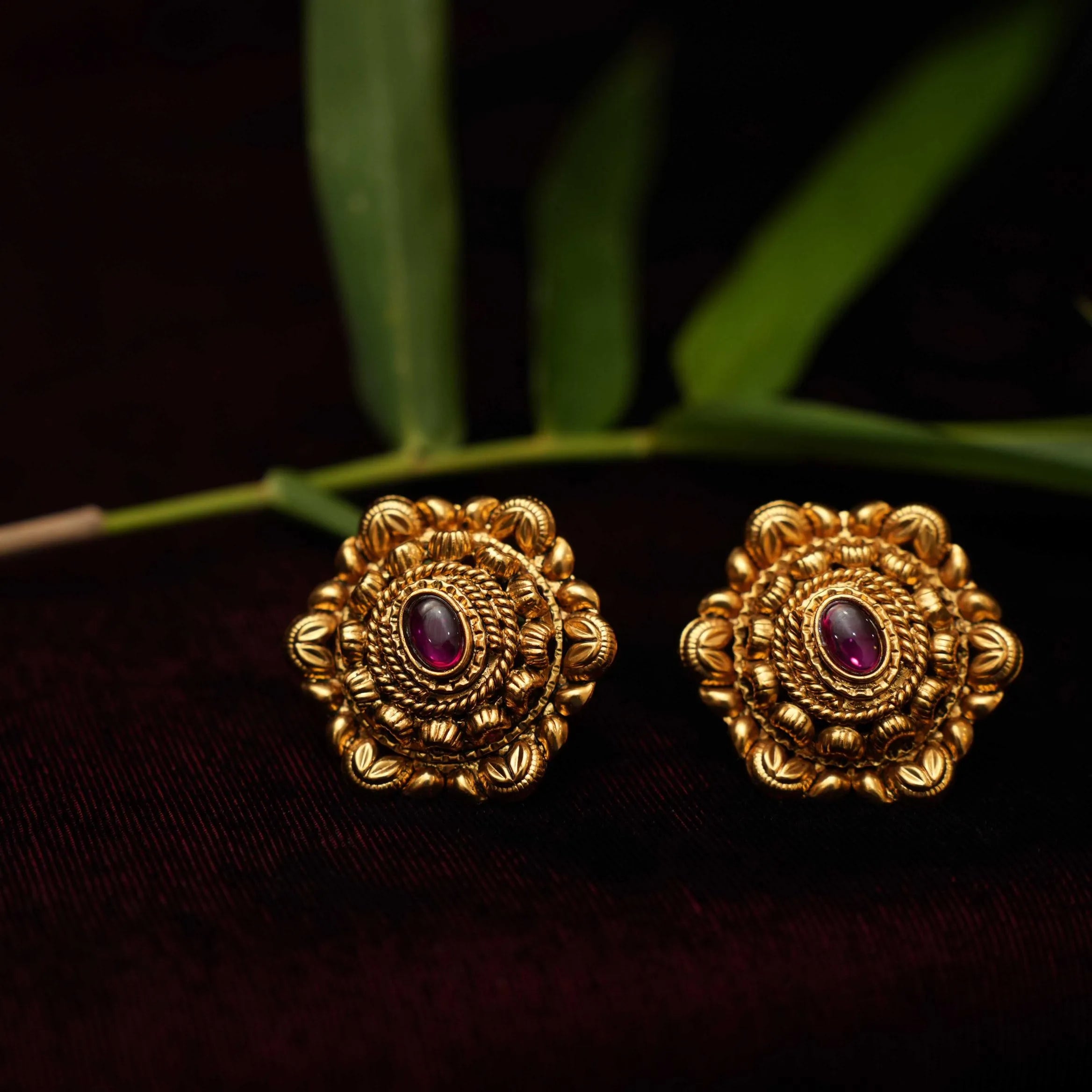 Feba Antique Ear Stud