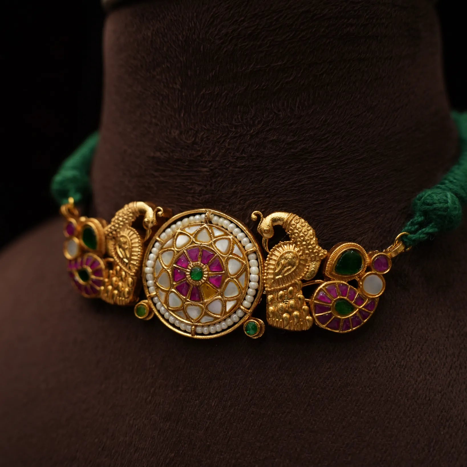 Finika Polki Choker - Red & Green