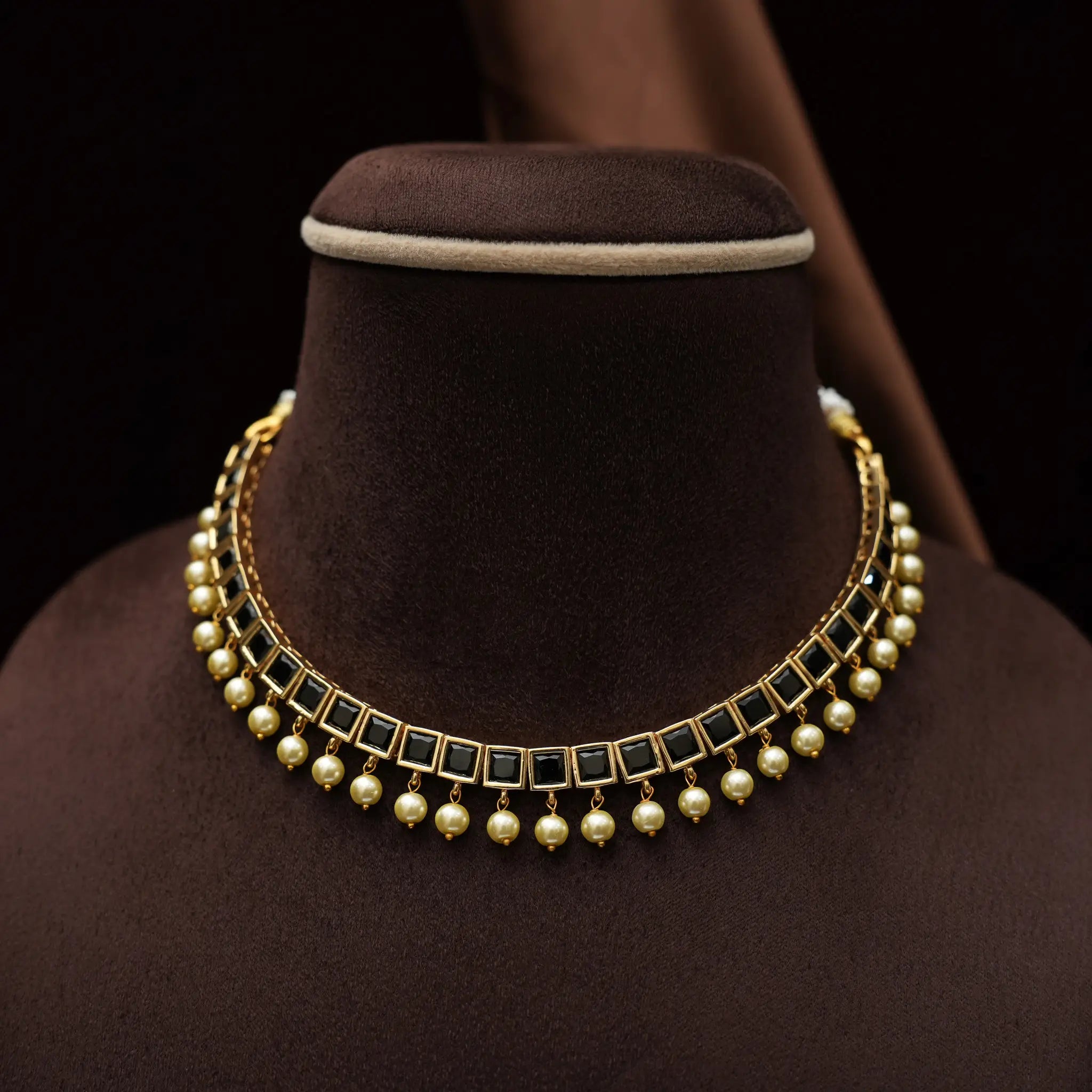 Gamya Antique Choker - Black
