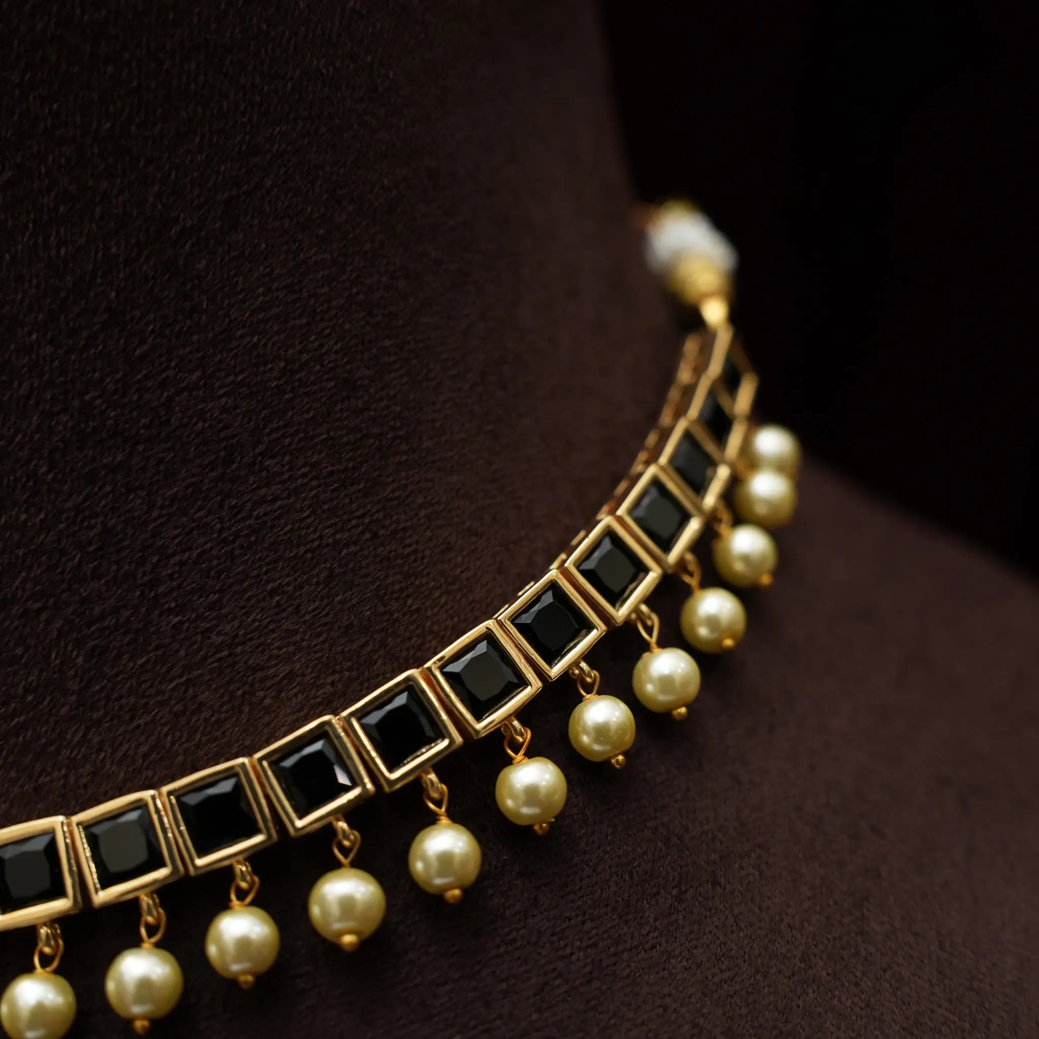 Gamya Antique Choker - Black