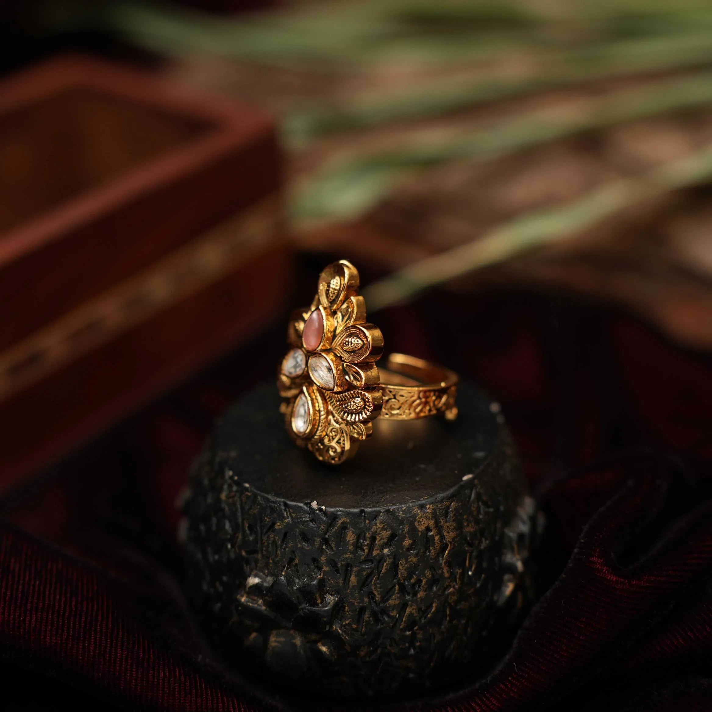 Ganika Antique Ring - Pastel Pink