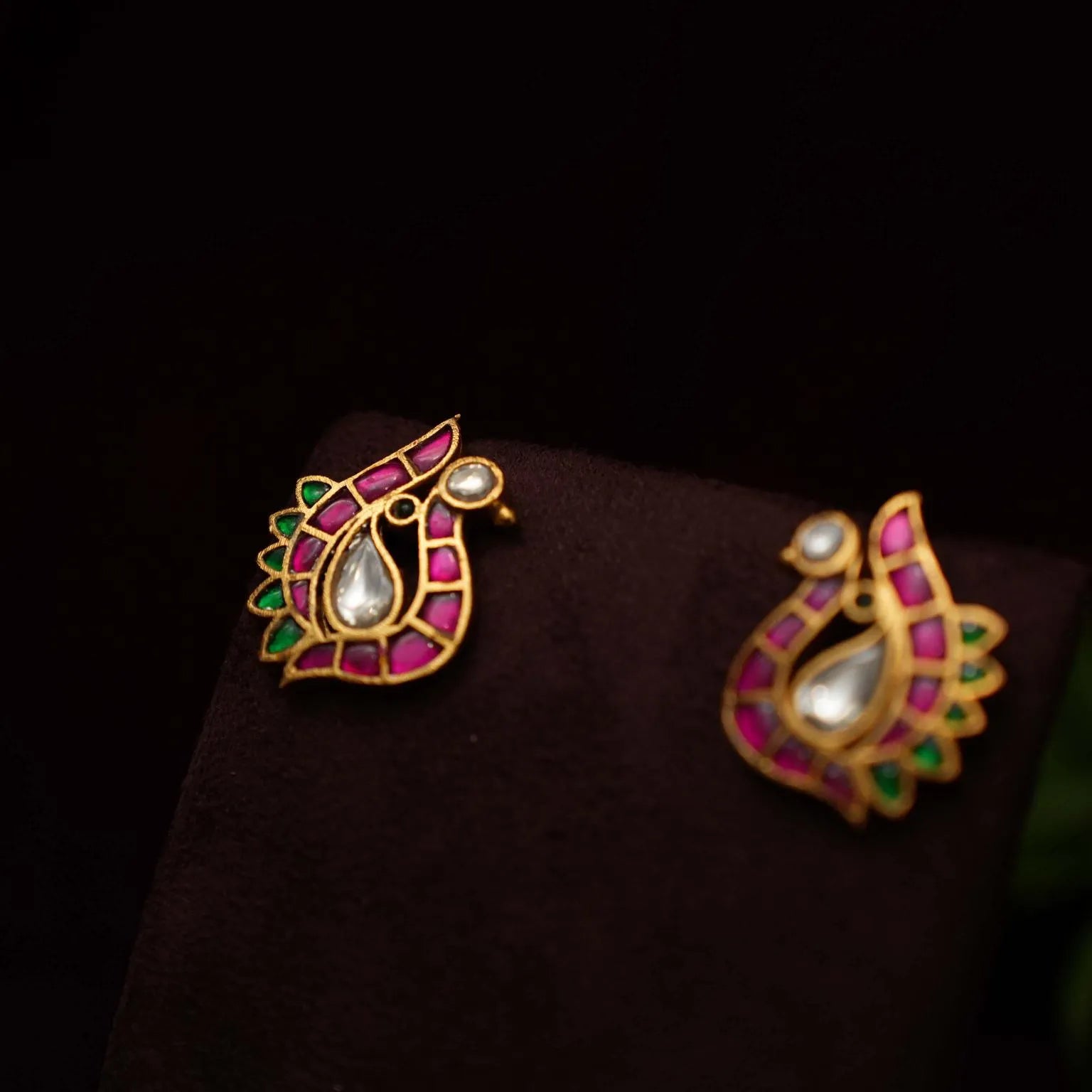 Geya Polki Ear Stud - Red