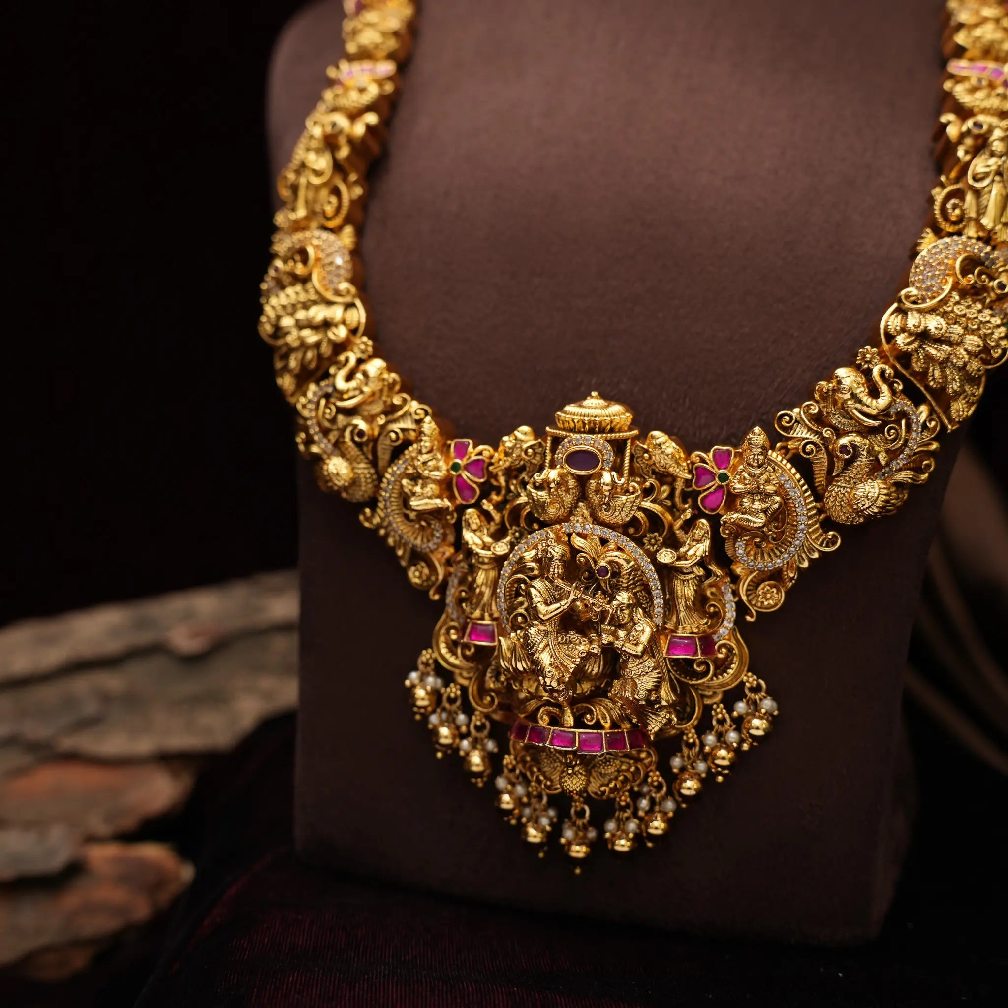 Gitasri Antique Necklace