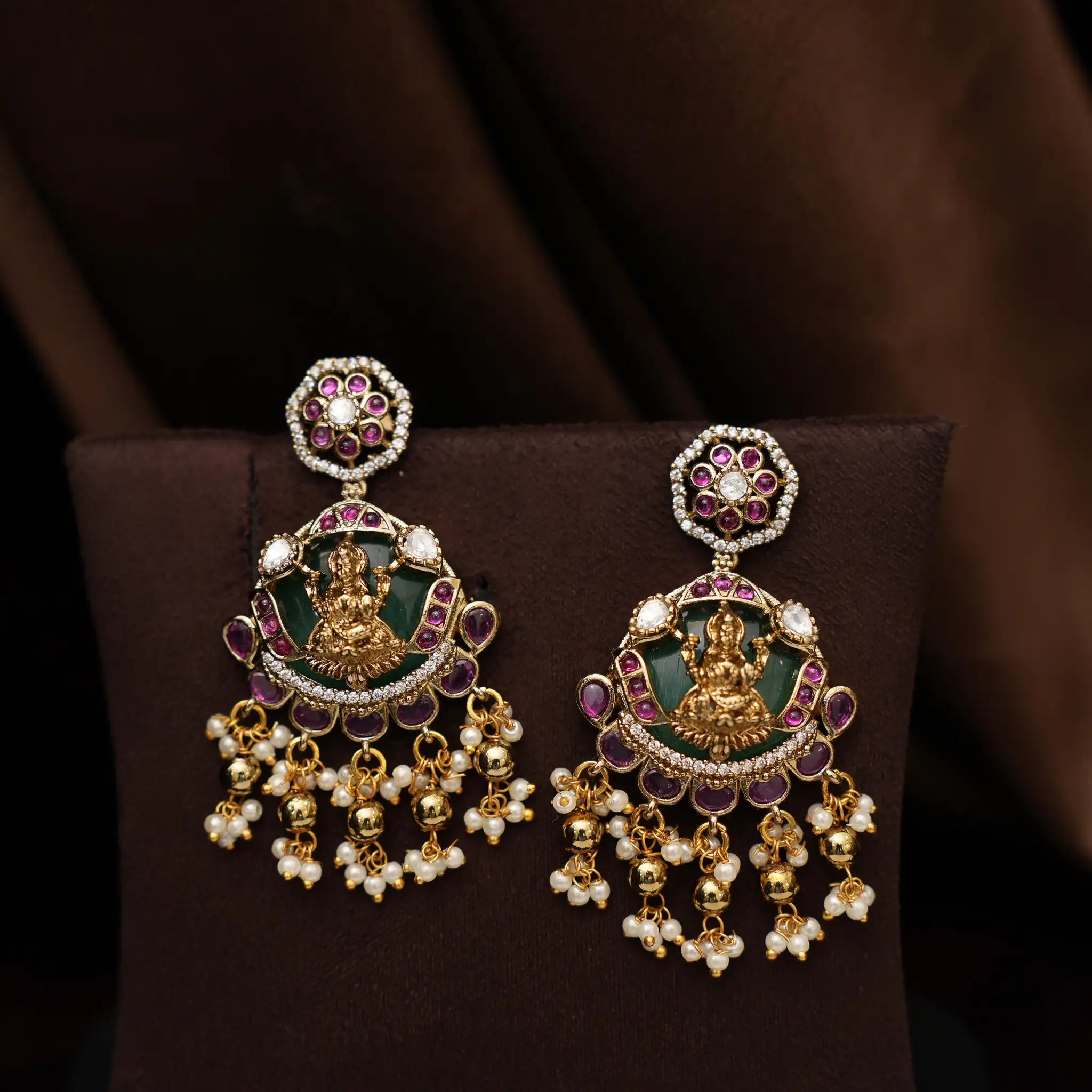 Hamsika Antique Necklace