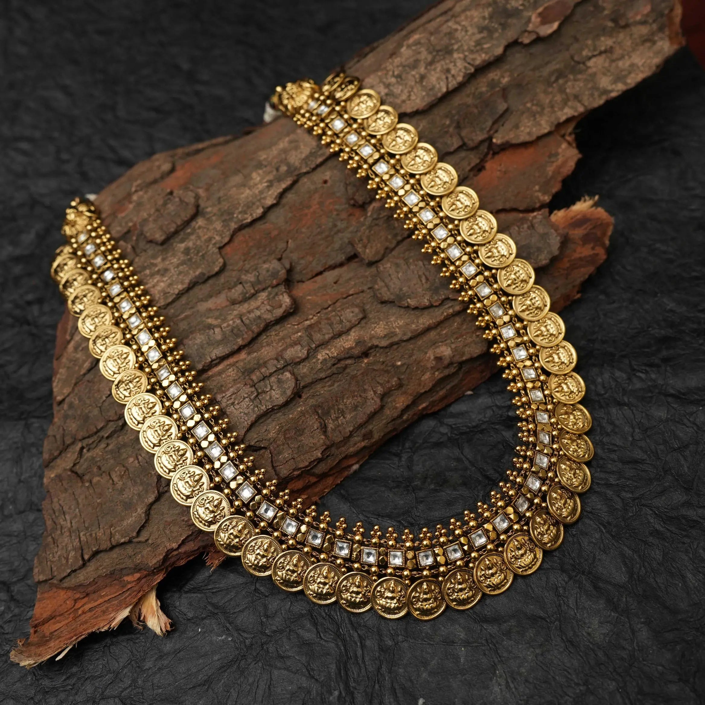 Harika Antique Necklace