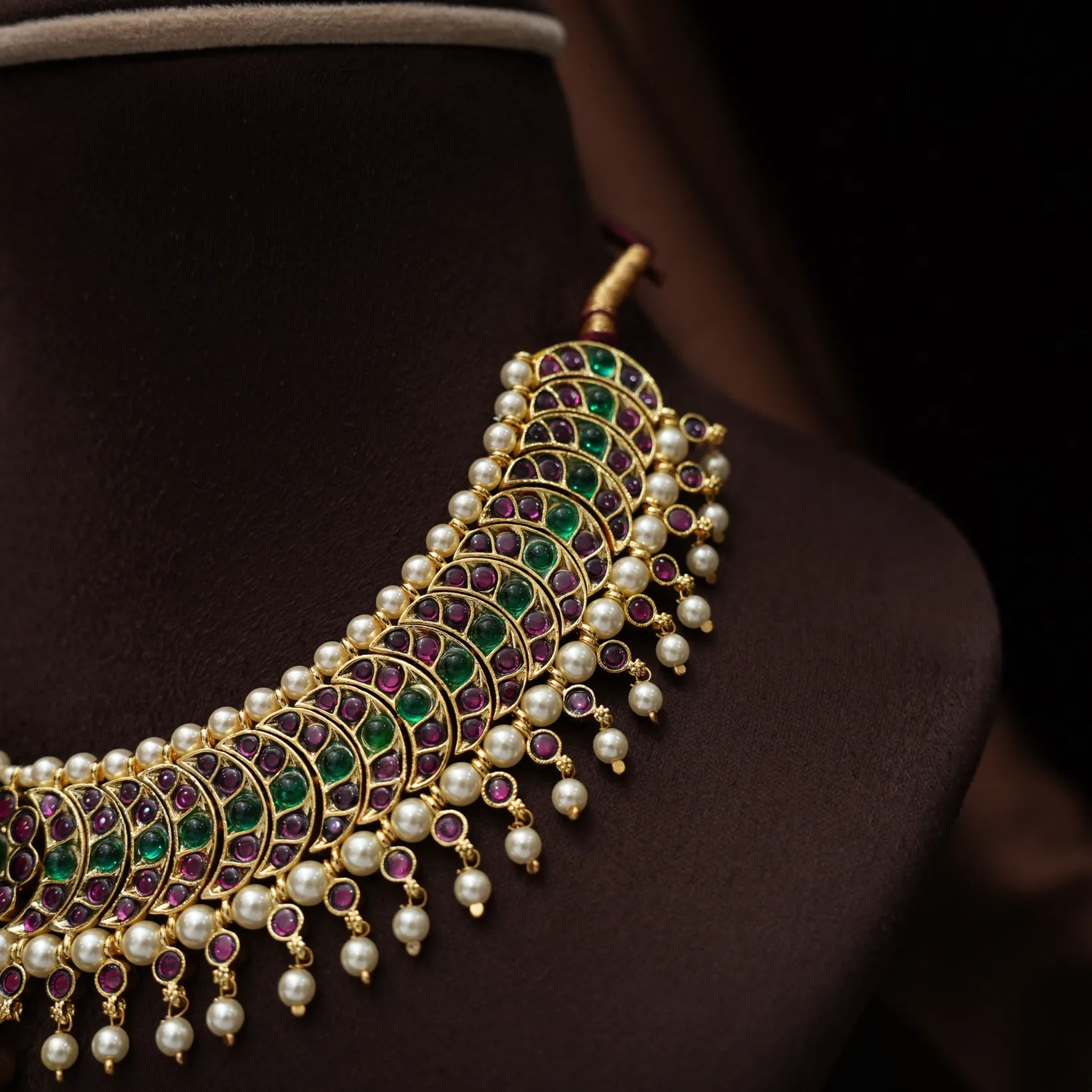 Harinyai Antique Necklace - Red & Green