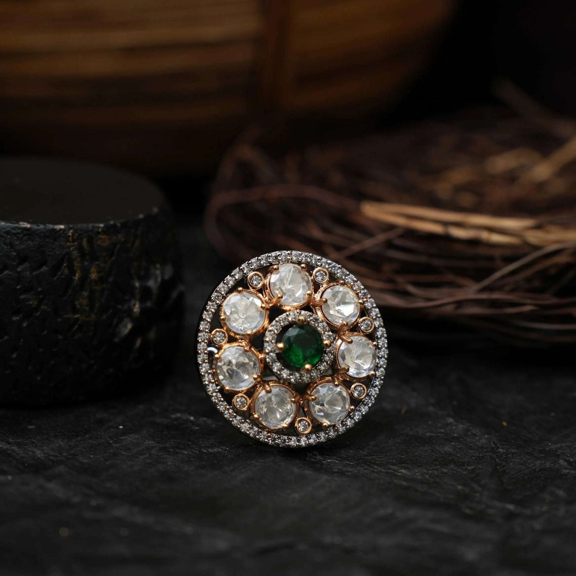 Heena Victorian Ring - Green