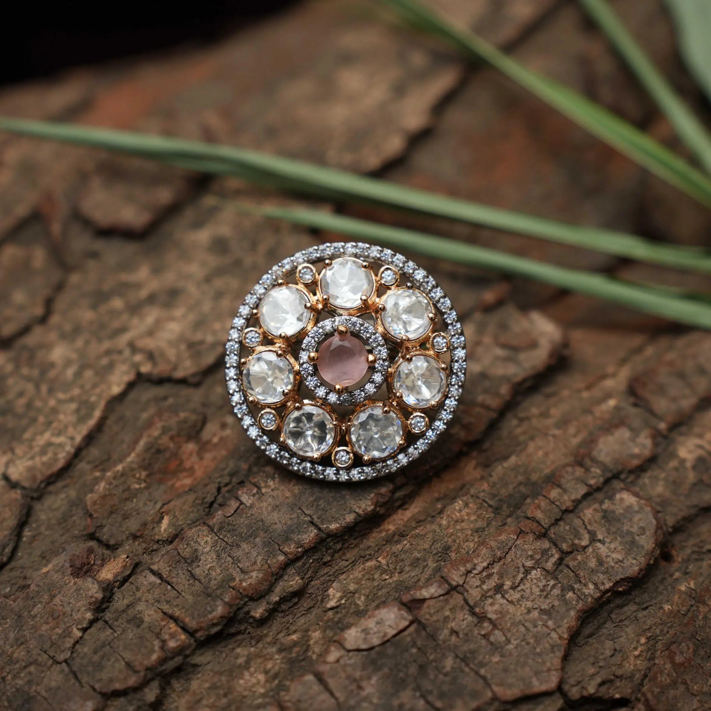 Heena Victorian Ring - Pastel Pink