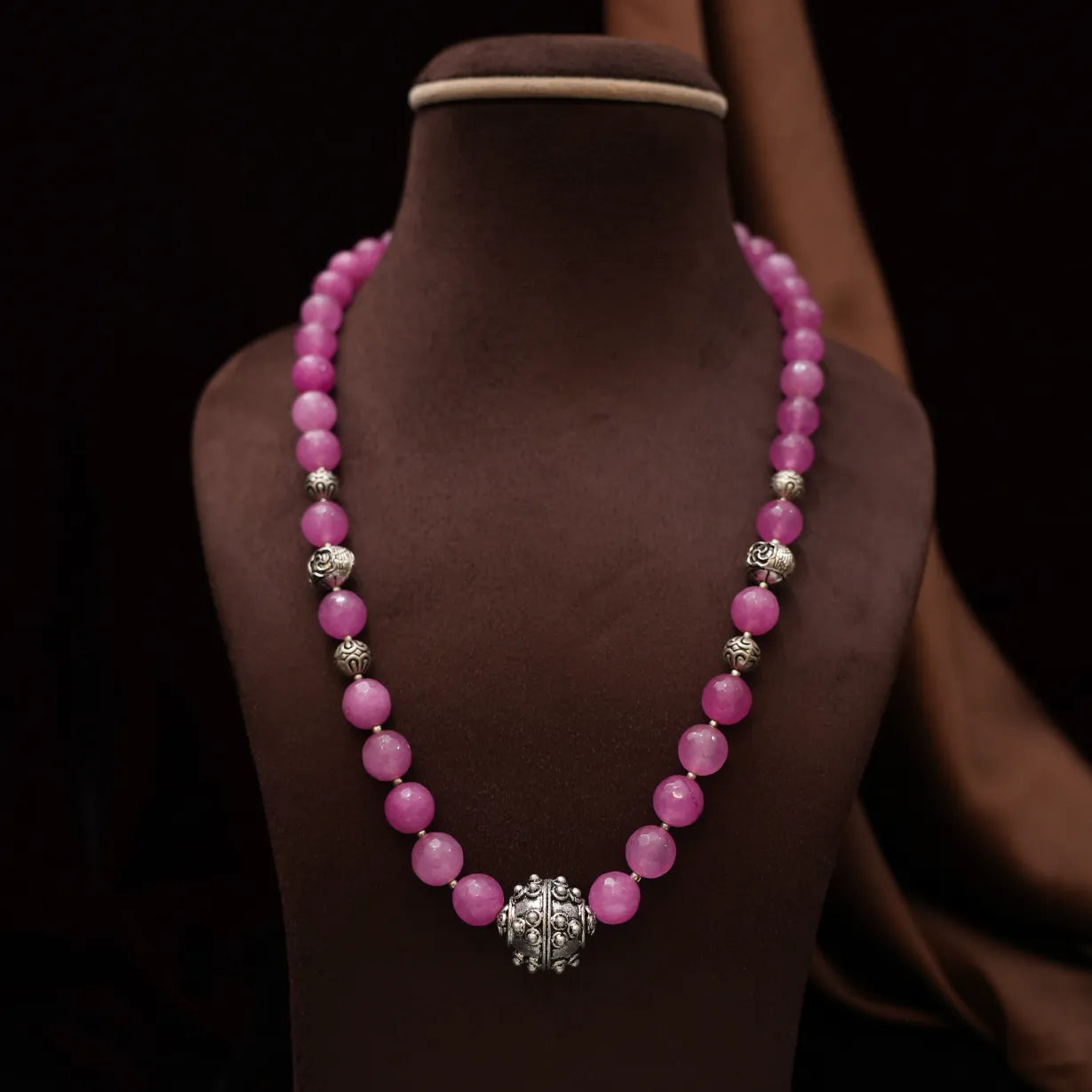 Hera Beaded Necklace - Pink