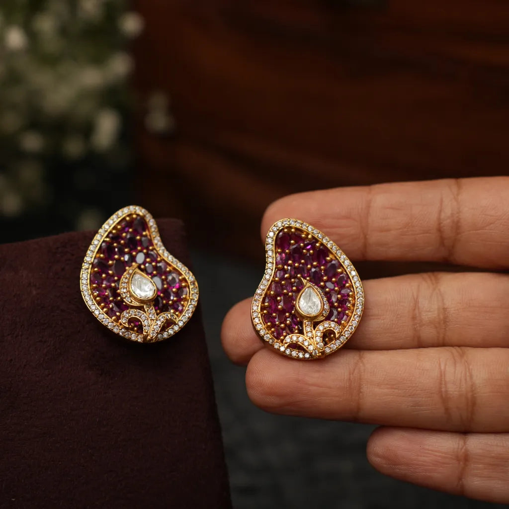 Hivika Polki Ear Stud - Red