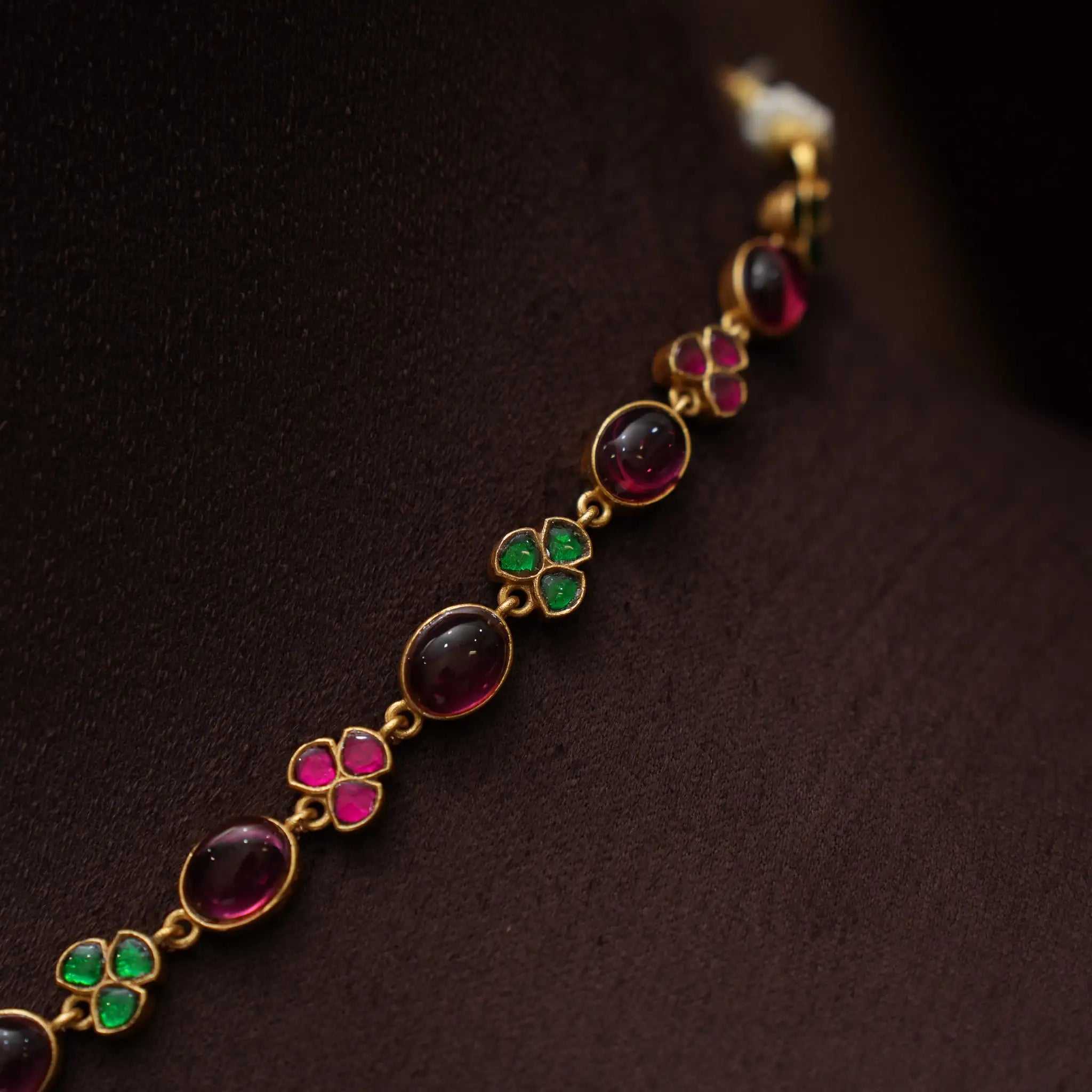 Hradini Polki Necklace - Jane