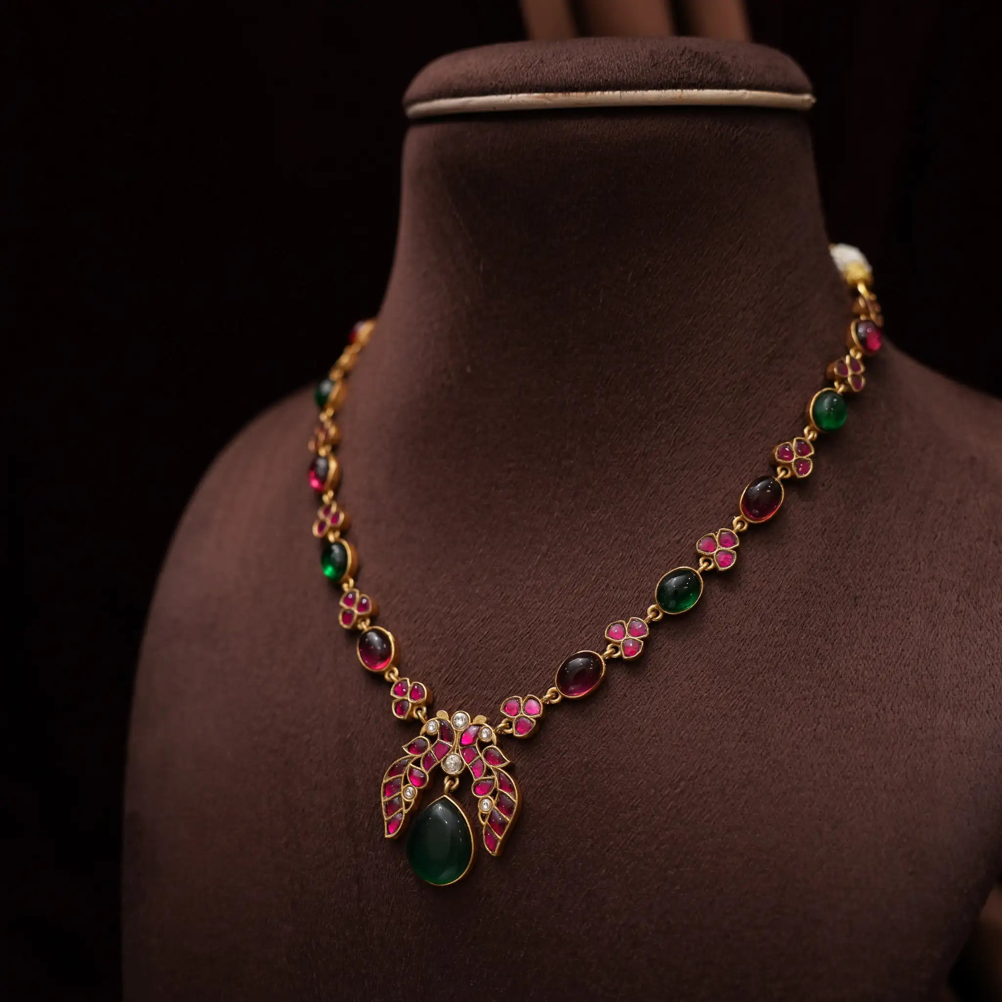 Hradini Polki Necklace - Luca