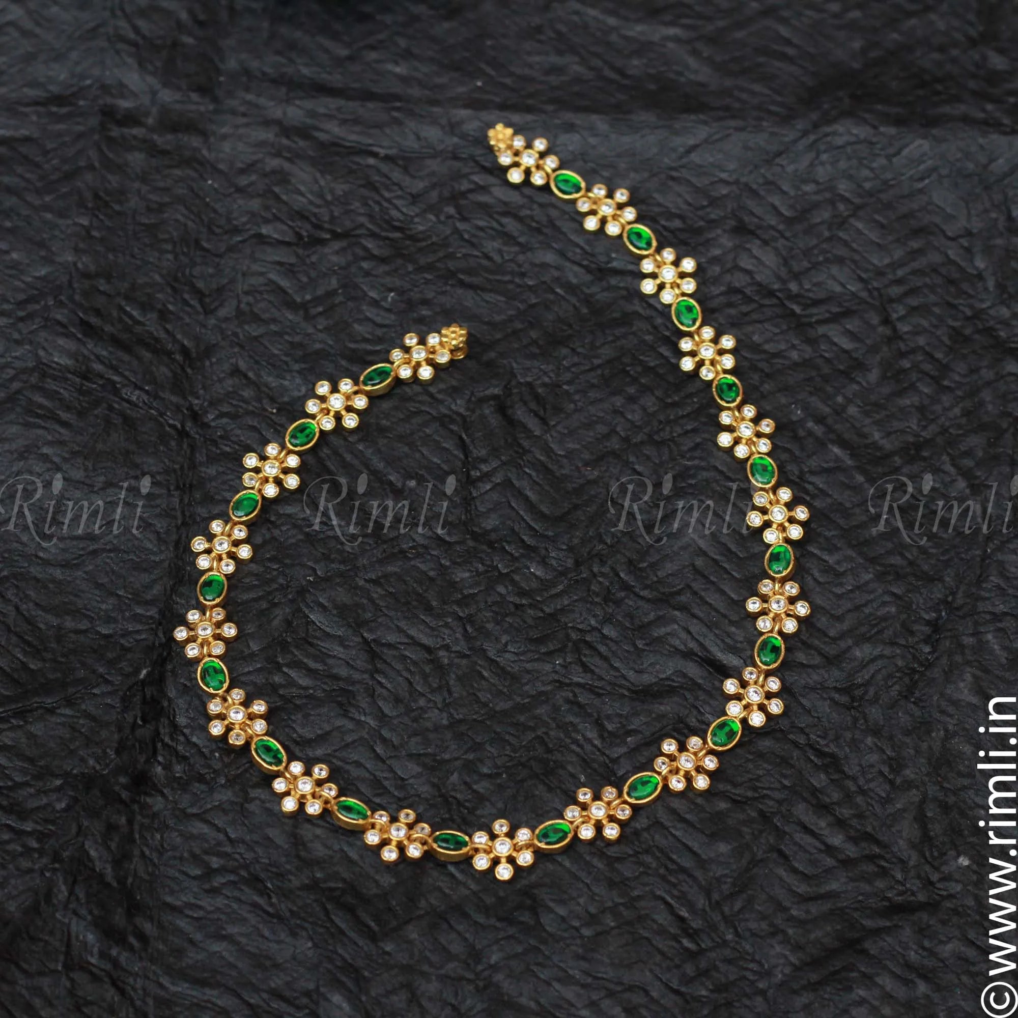 Green Floral Necklace - Rimli Boutique
