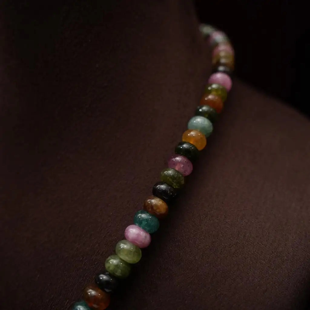 Ijana Beaded Kundan Necklace