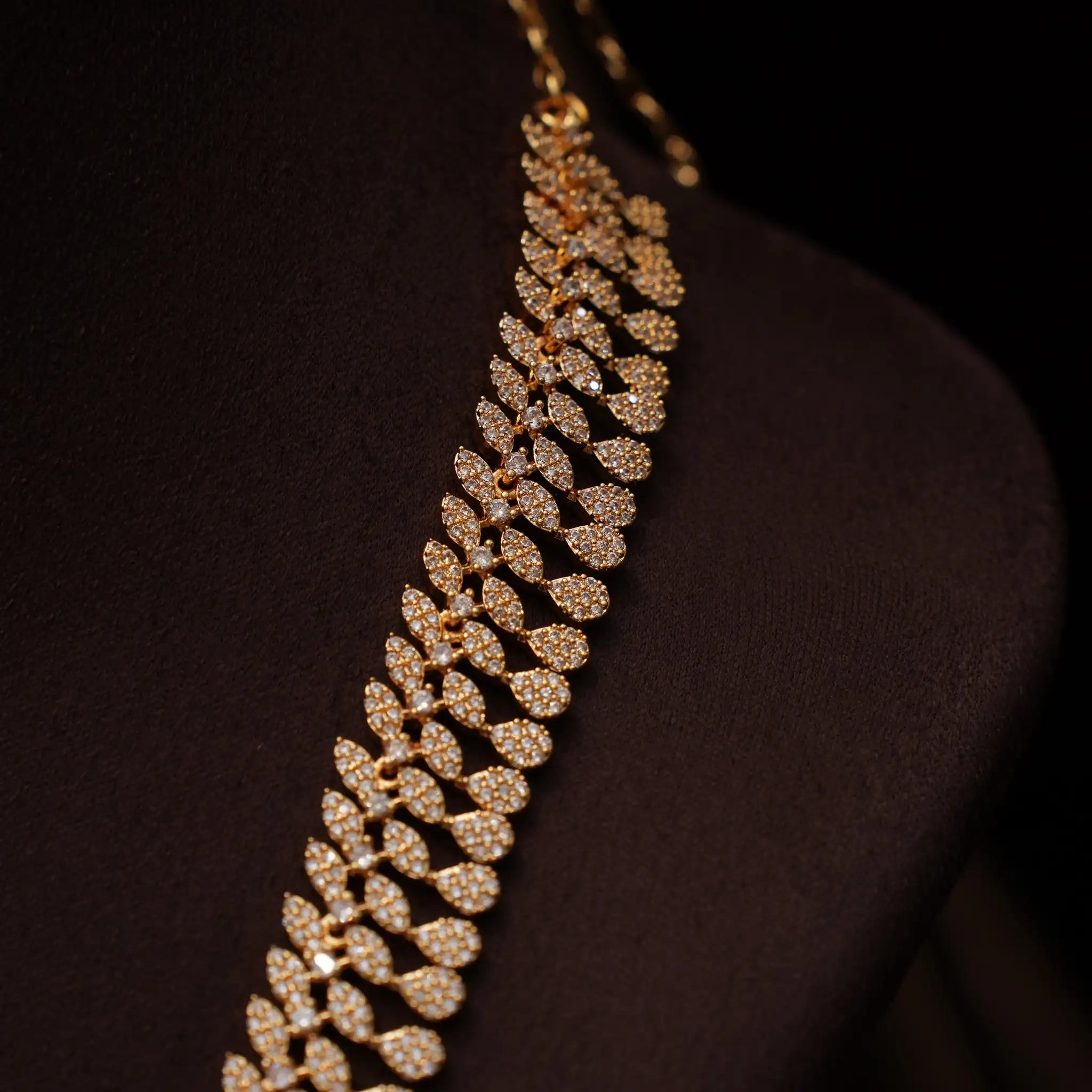 Ijya Zircon Necklace