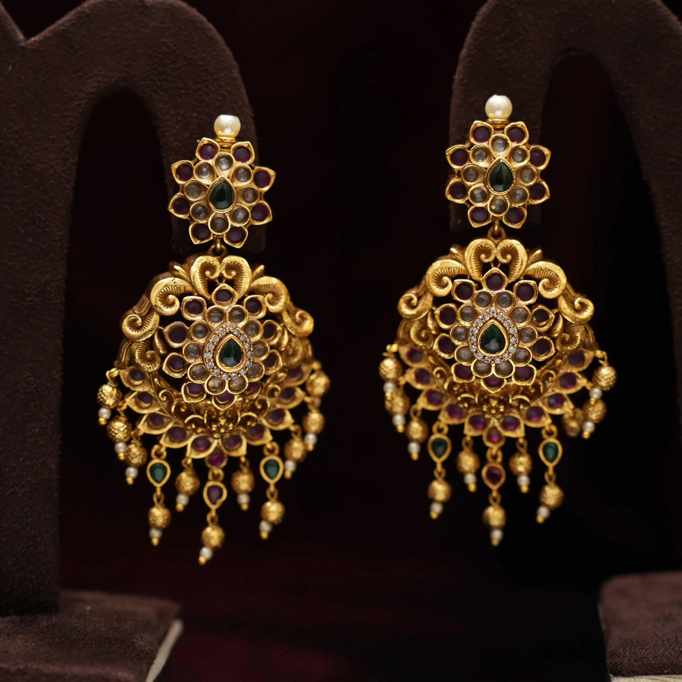 Iniya Antique Hasli Necklace