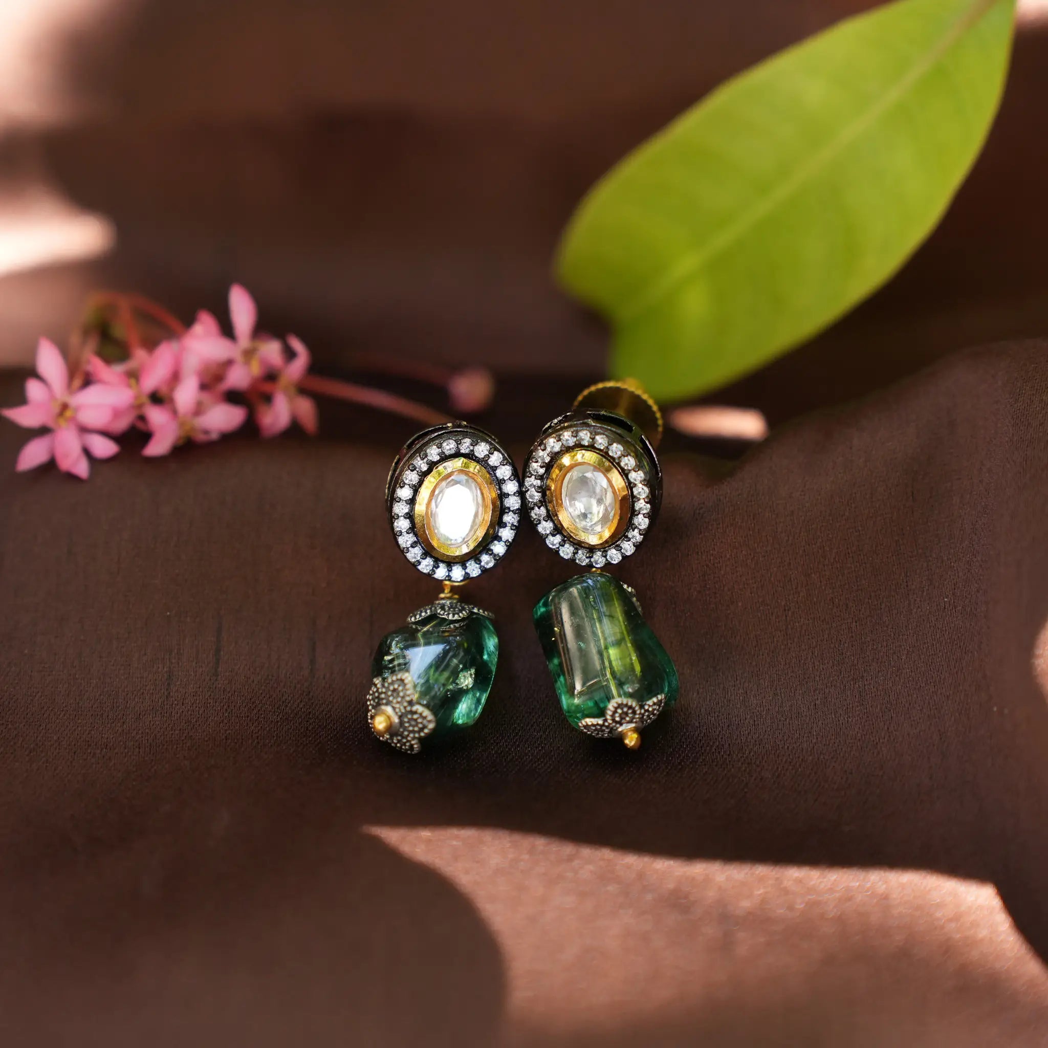 Ishayu Kundan Earrings - Green