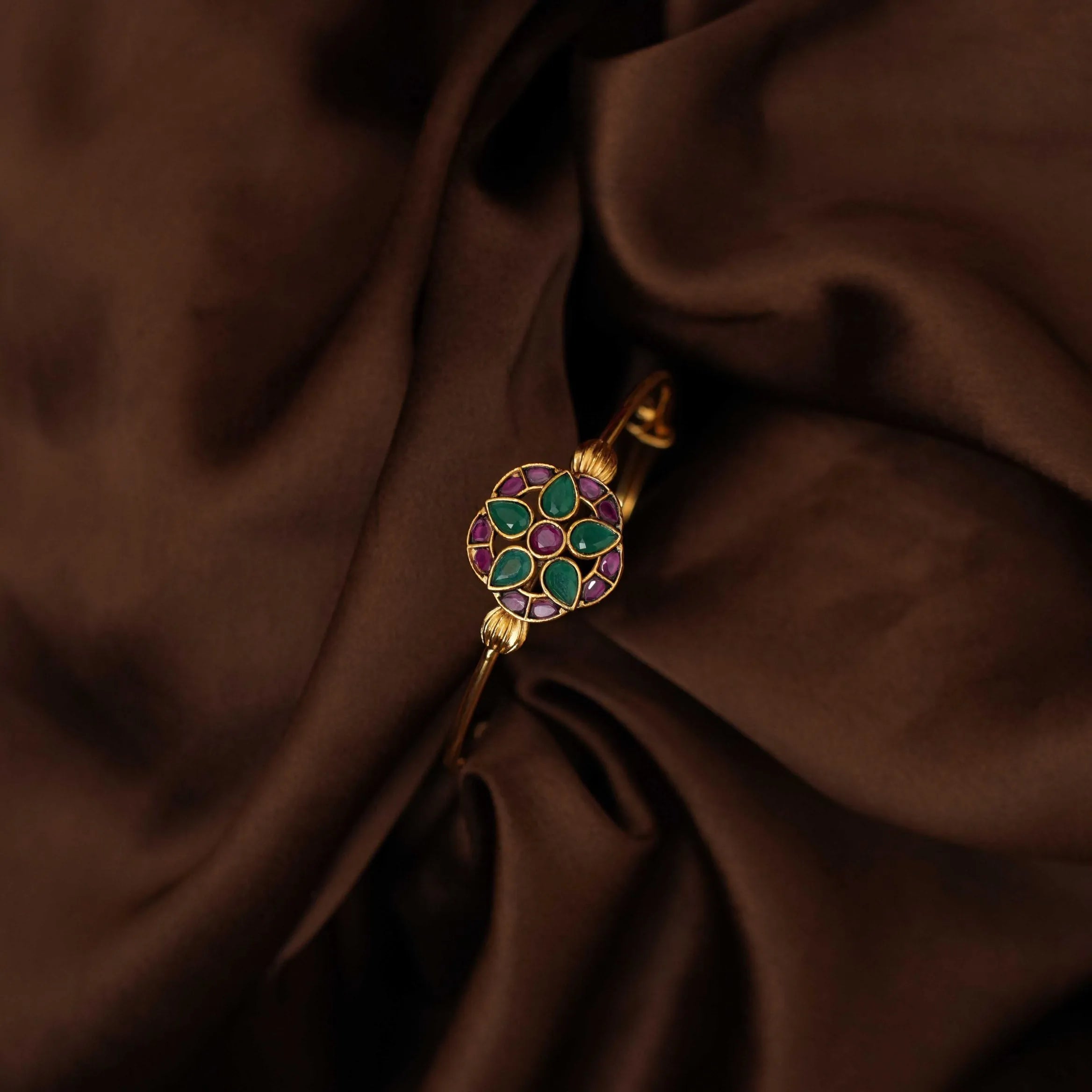 Ishika Silver Kada Bangle