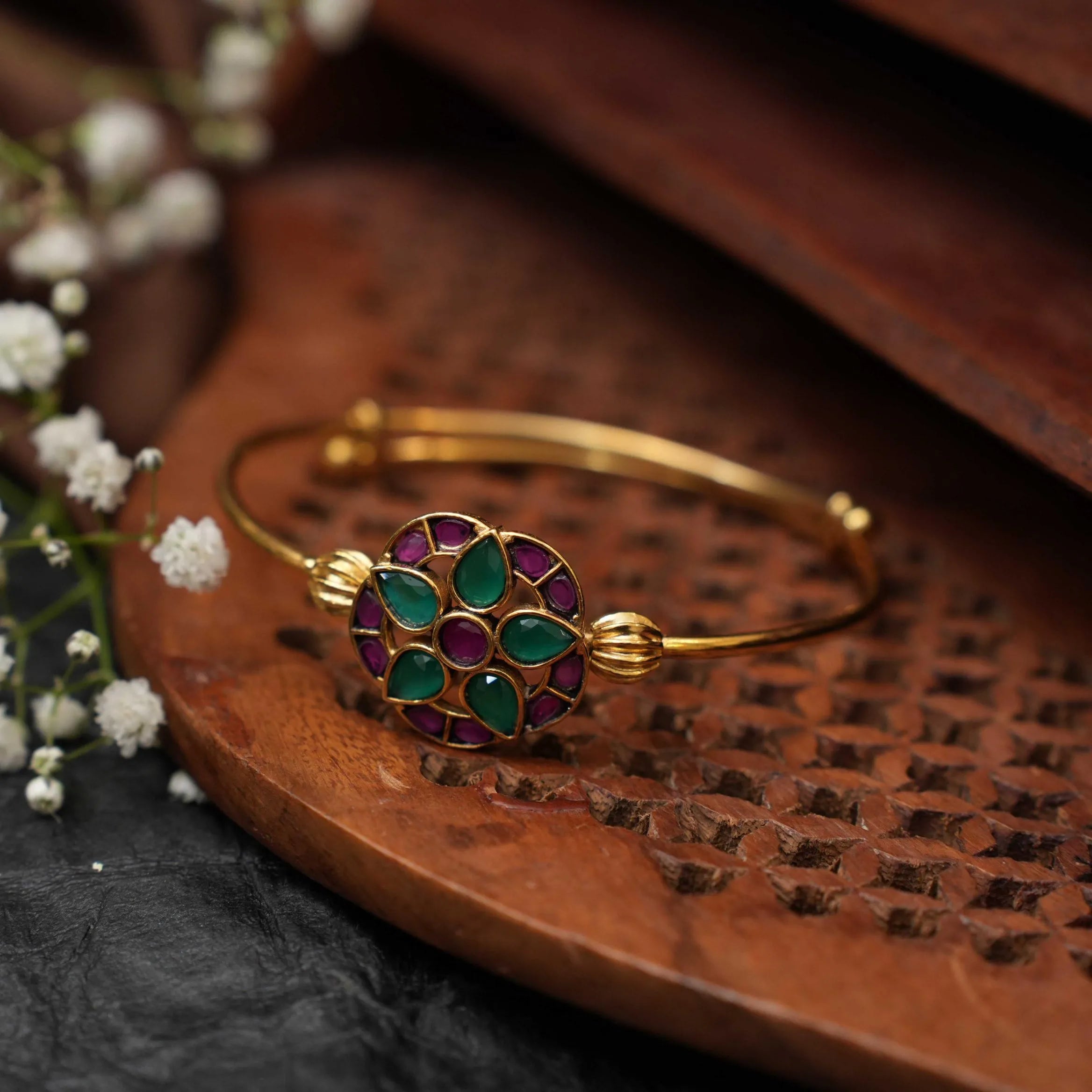 Ishika Silver Kada Bangle