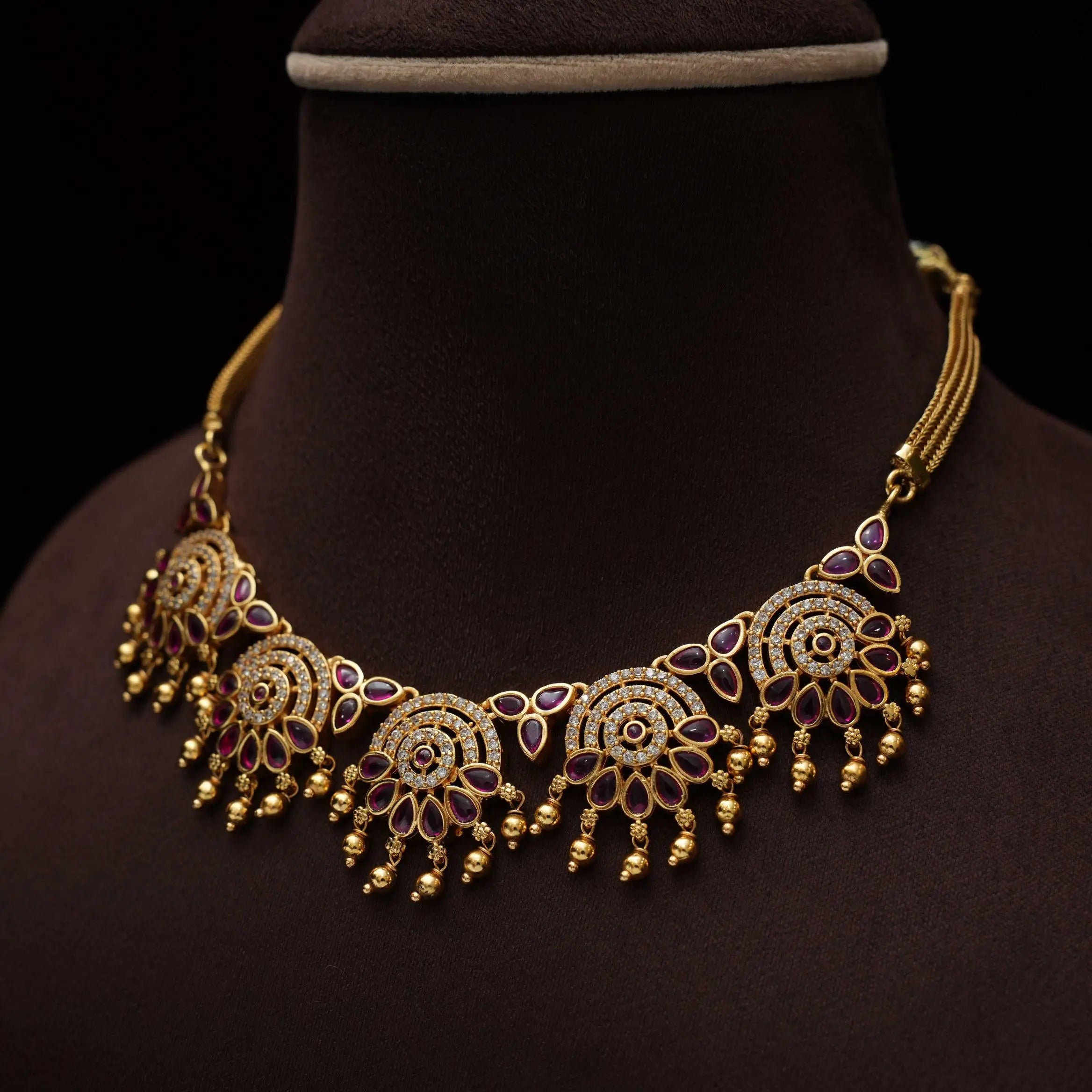 Isla Antique Necklace