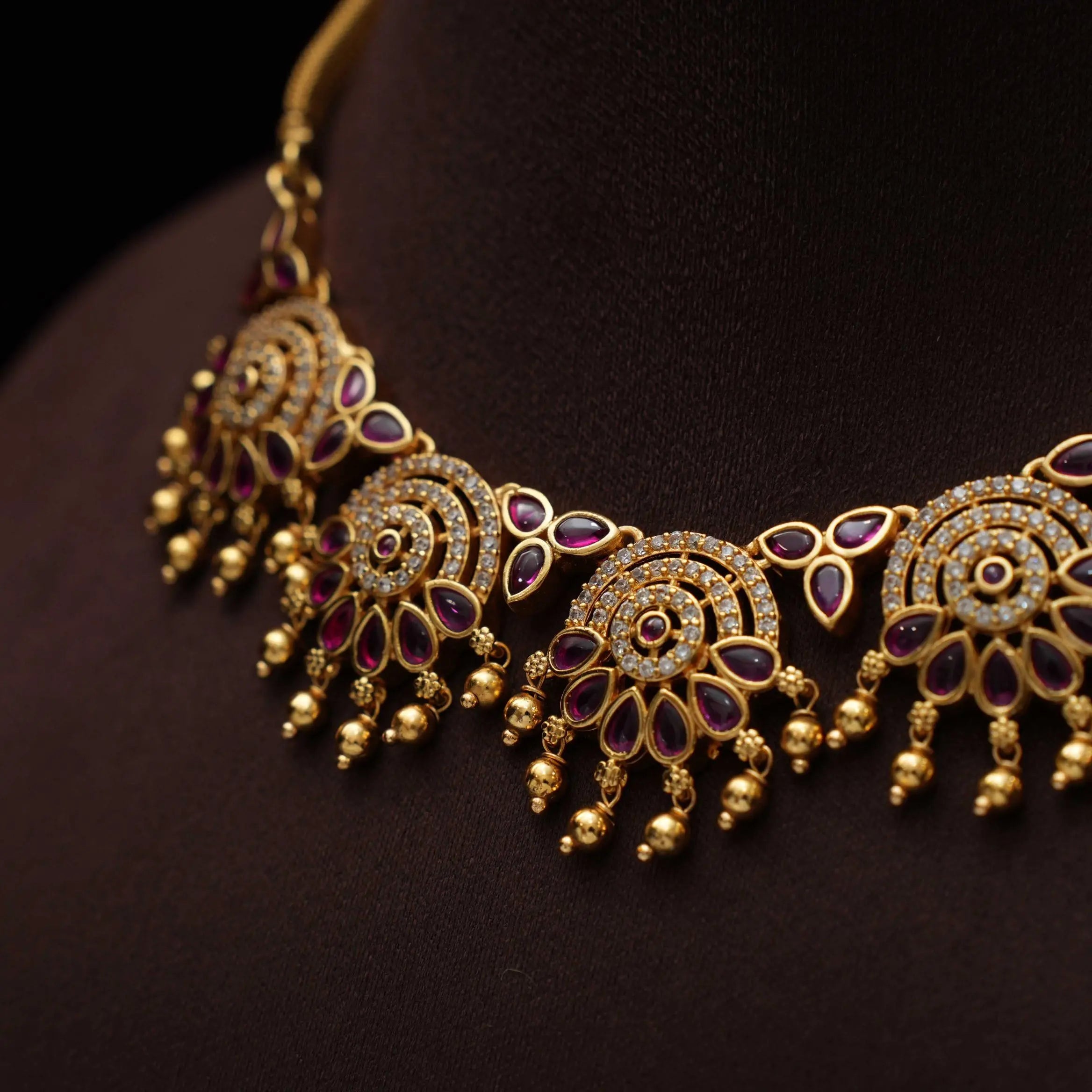 Isla Antique Necklace