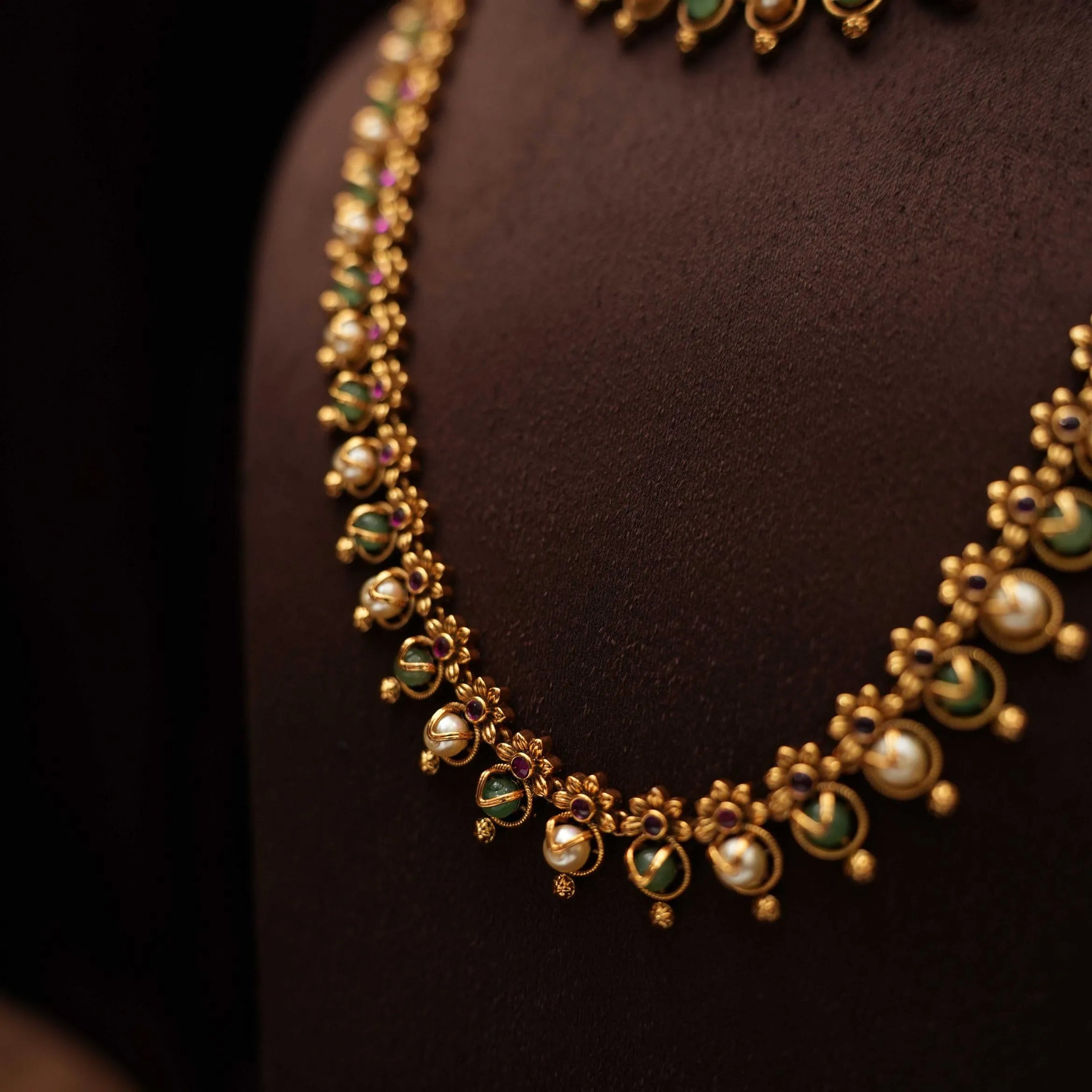 Iyla Antique Necklace Set