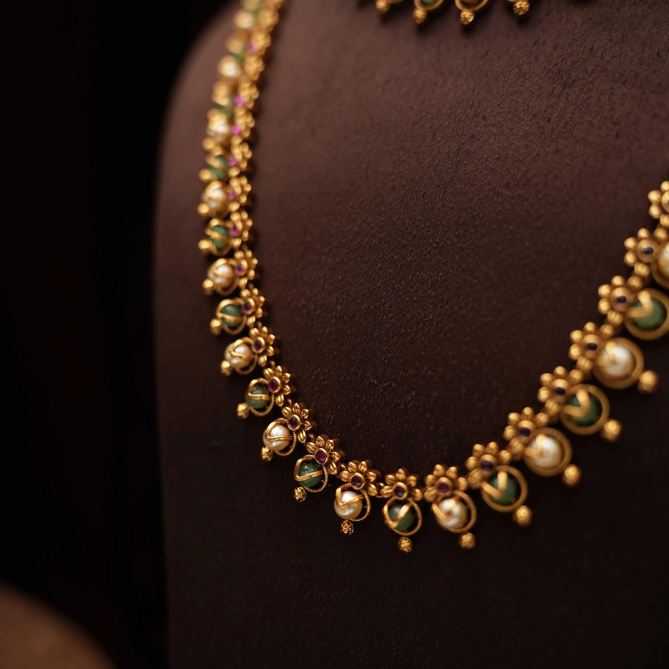 Iyla Antique Necklace Set