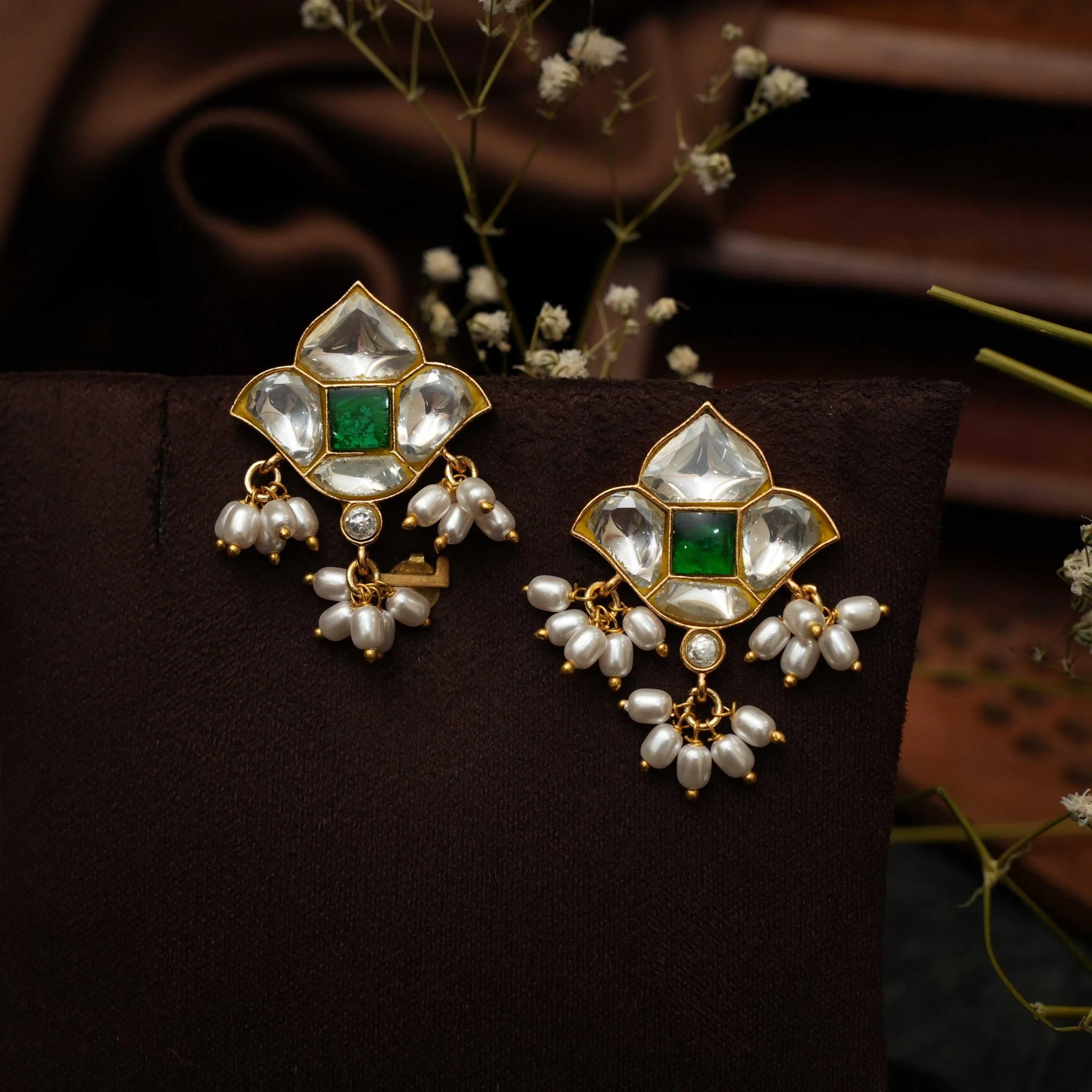Jasviri Polki Ear Stud - Green