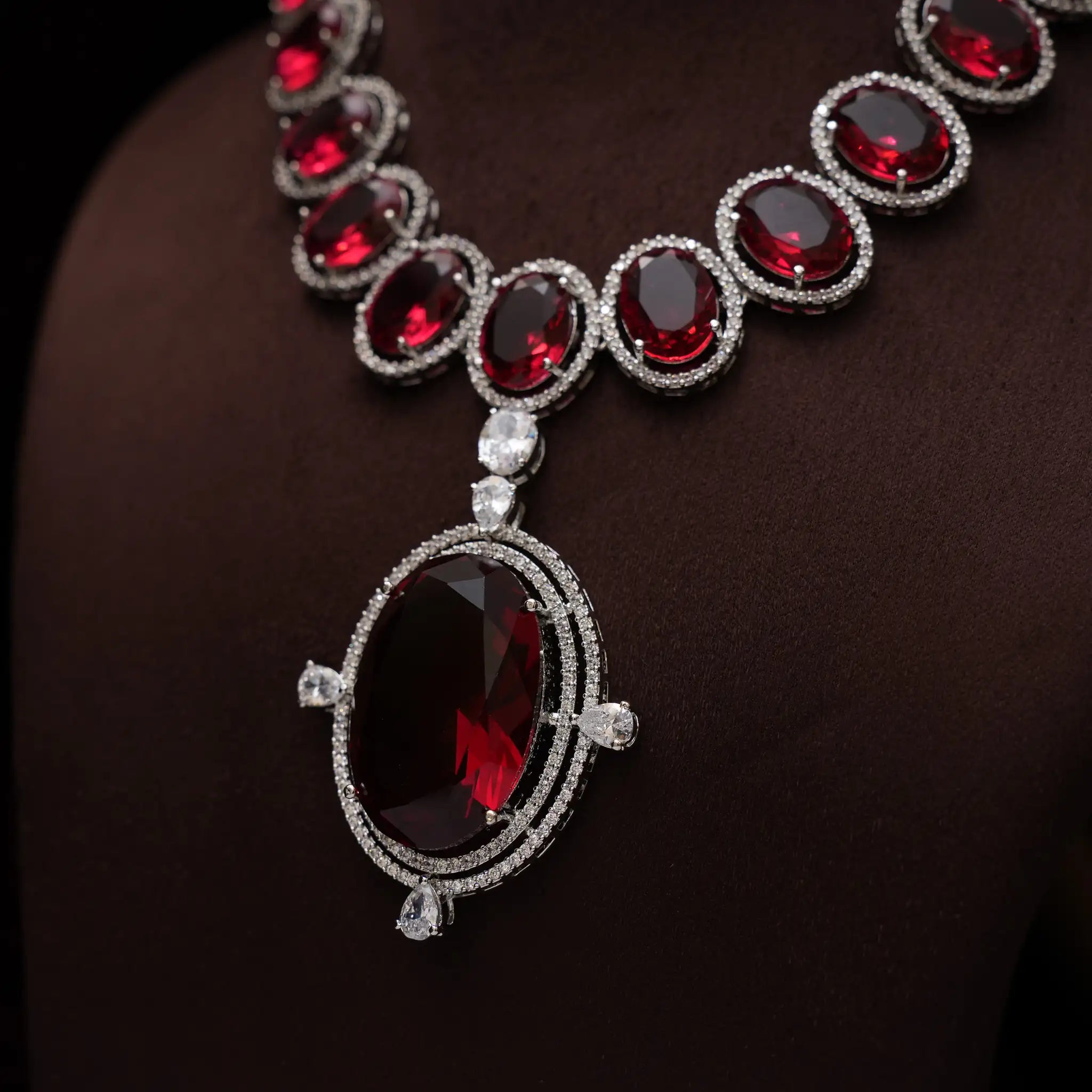 Jayani Zircon Necklace - Red