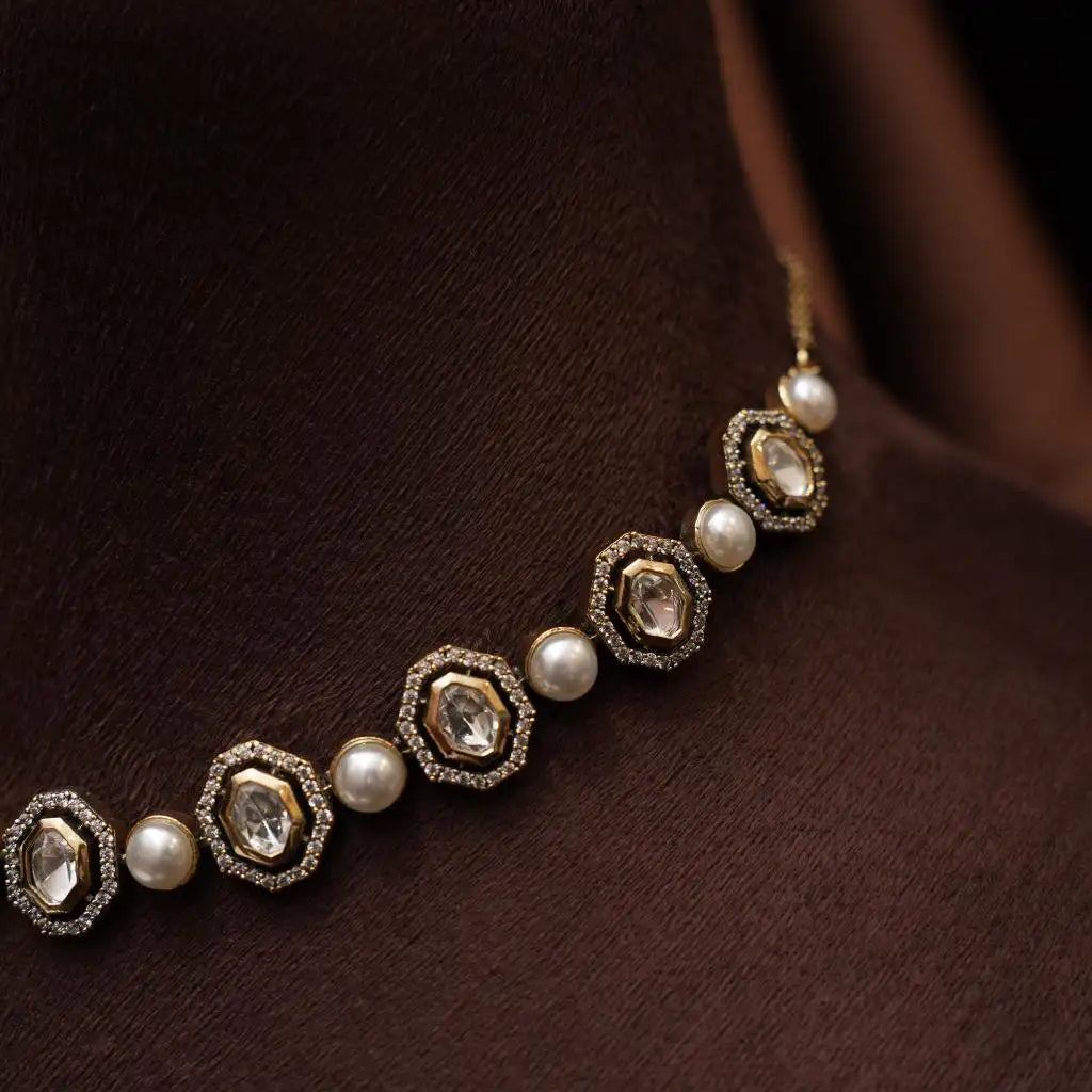 Jeevitha Victorian Choker
