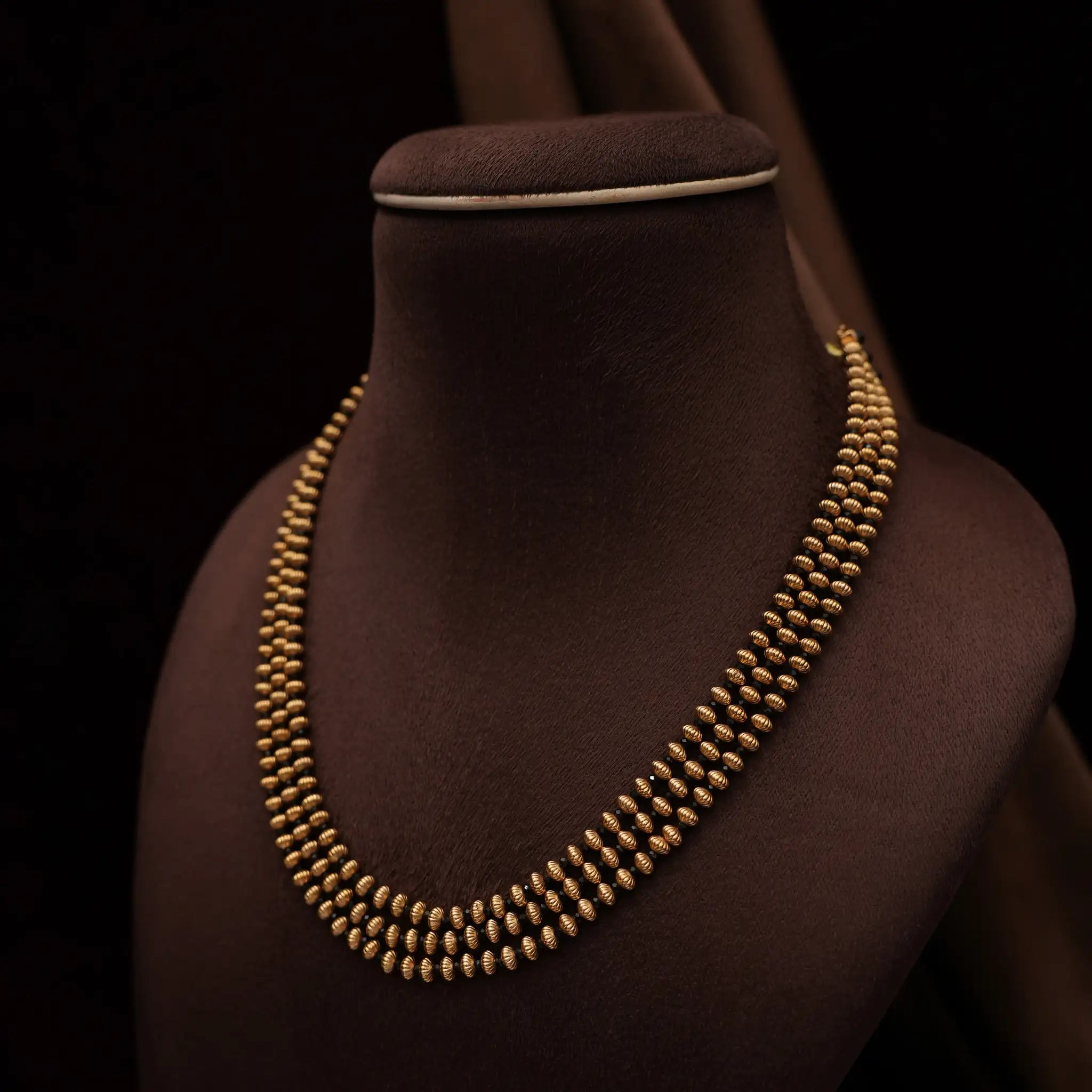 Jemrah Antique Necklace - Black