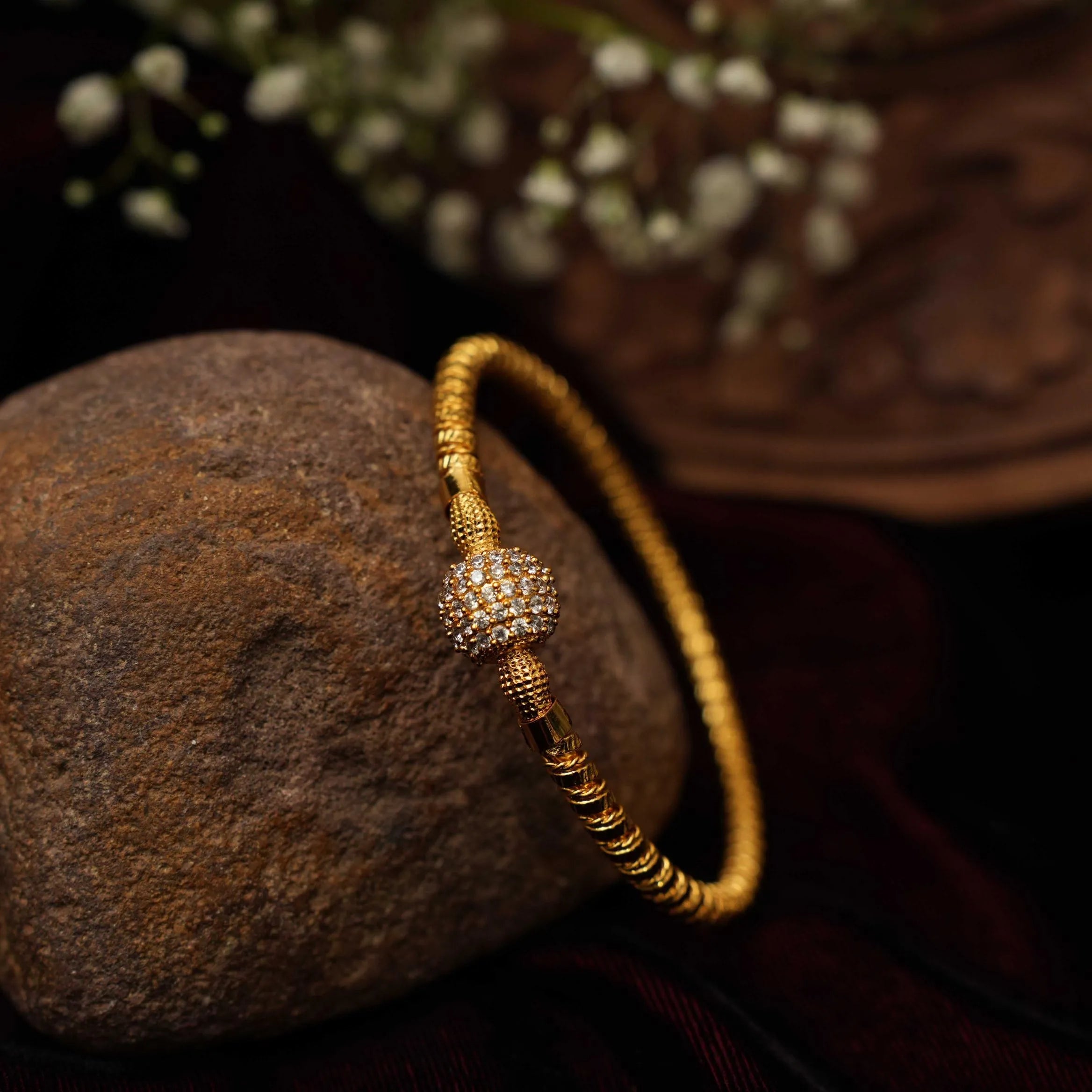 Jisnu Antique Bangle