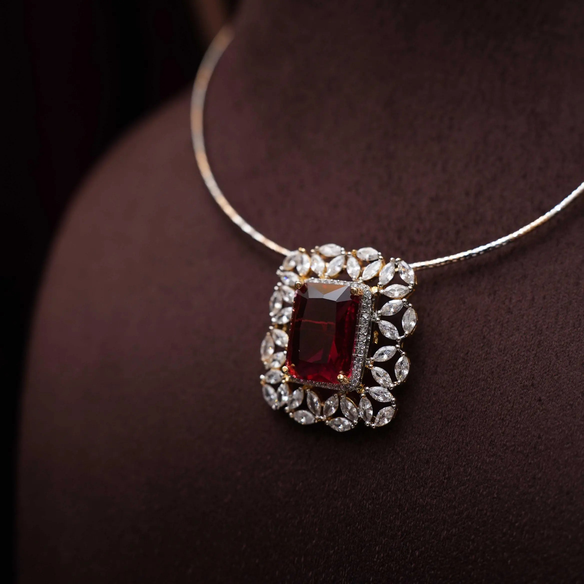 Kabila Zircon Hasli Necklace - Red