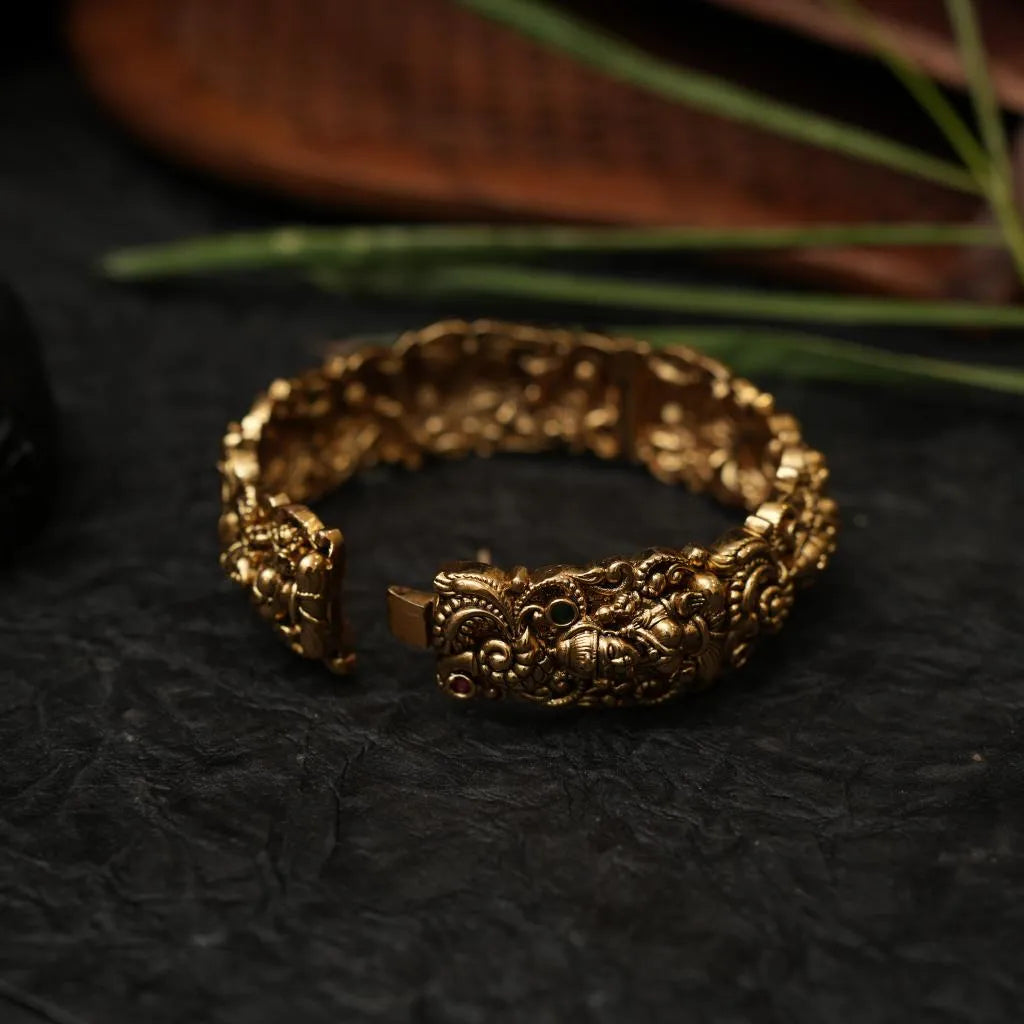 Kalyani Antique Bangle