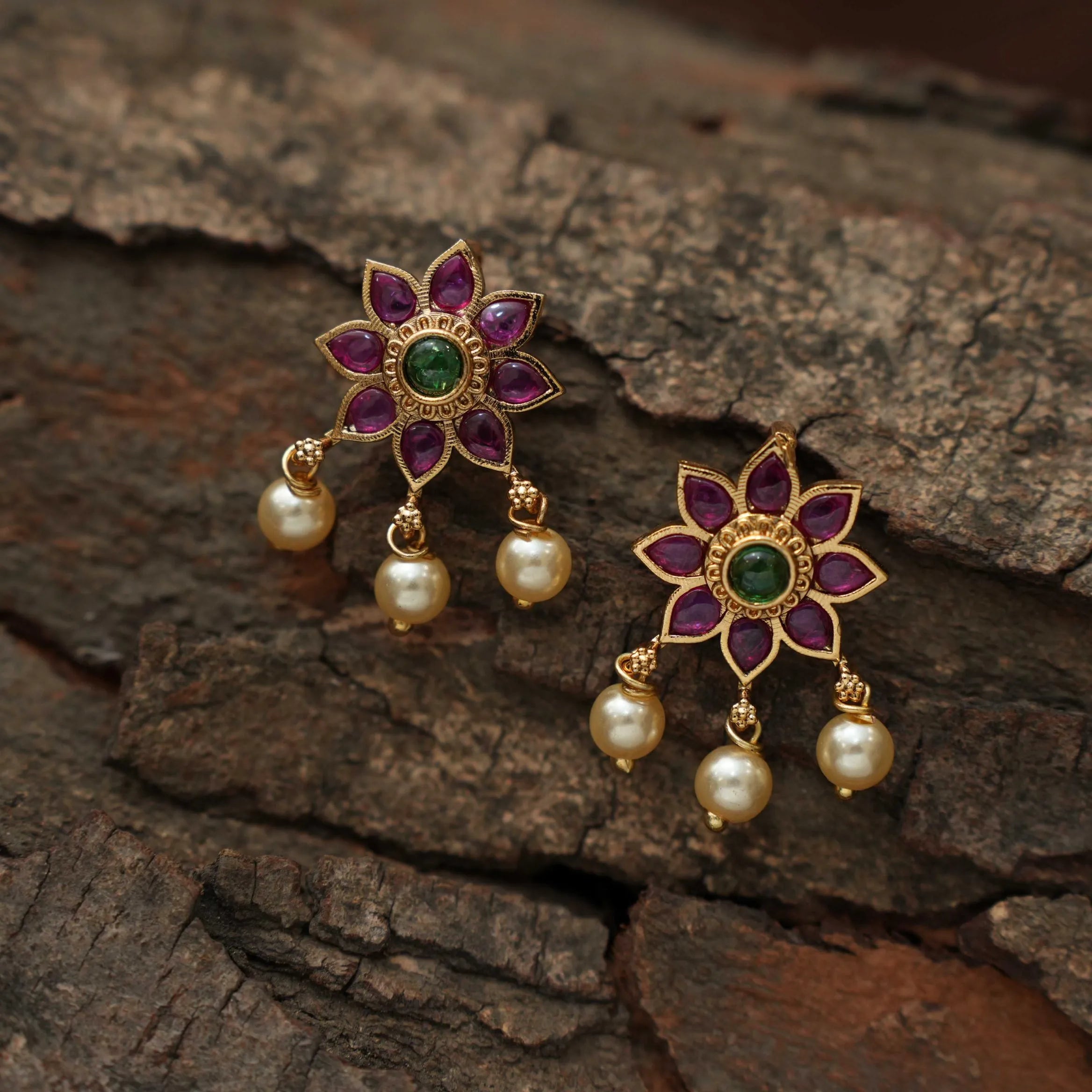 Kana Antique Ear Stud