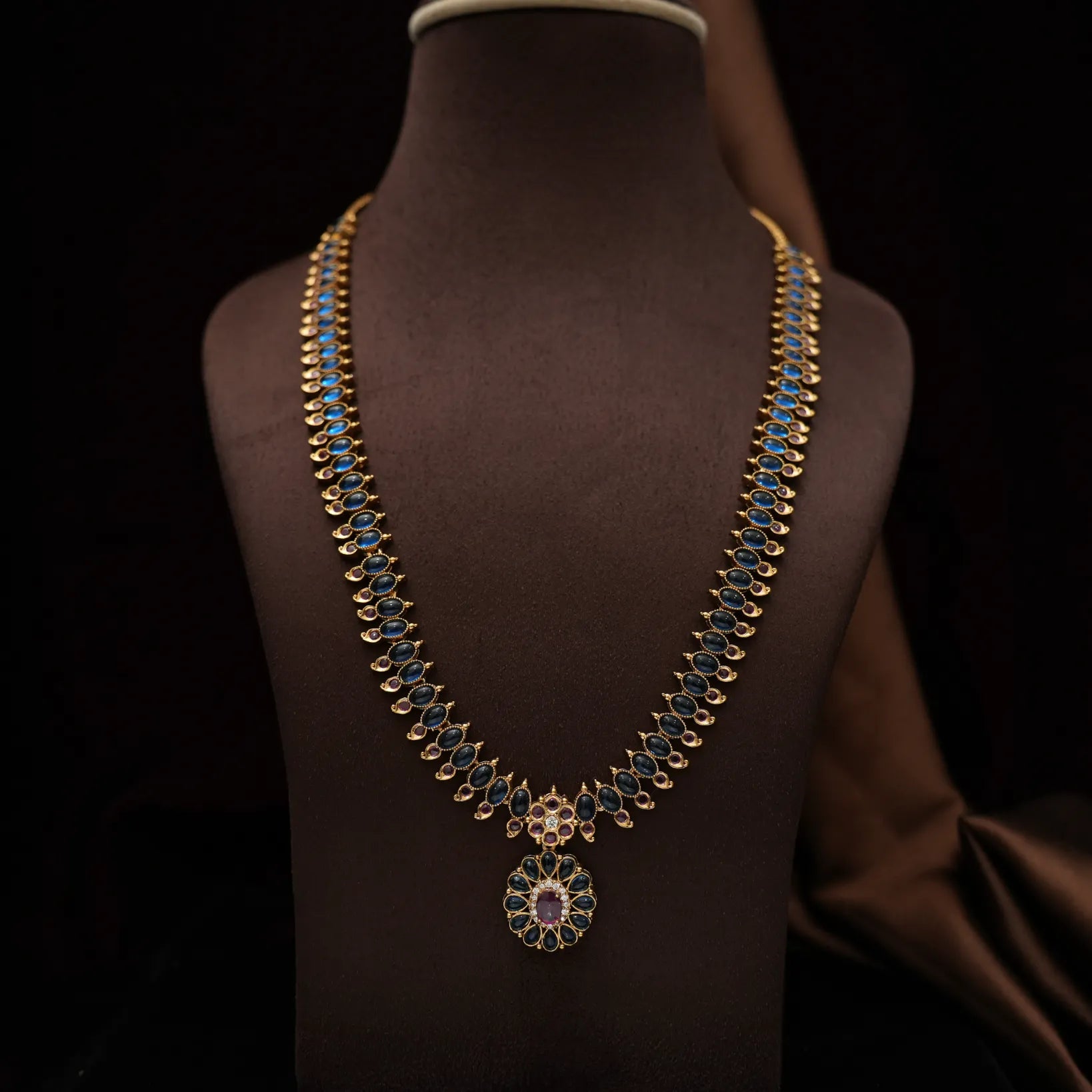 Kanaka Antique Necklace - Long