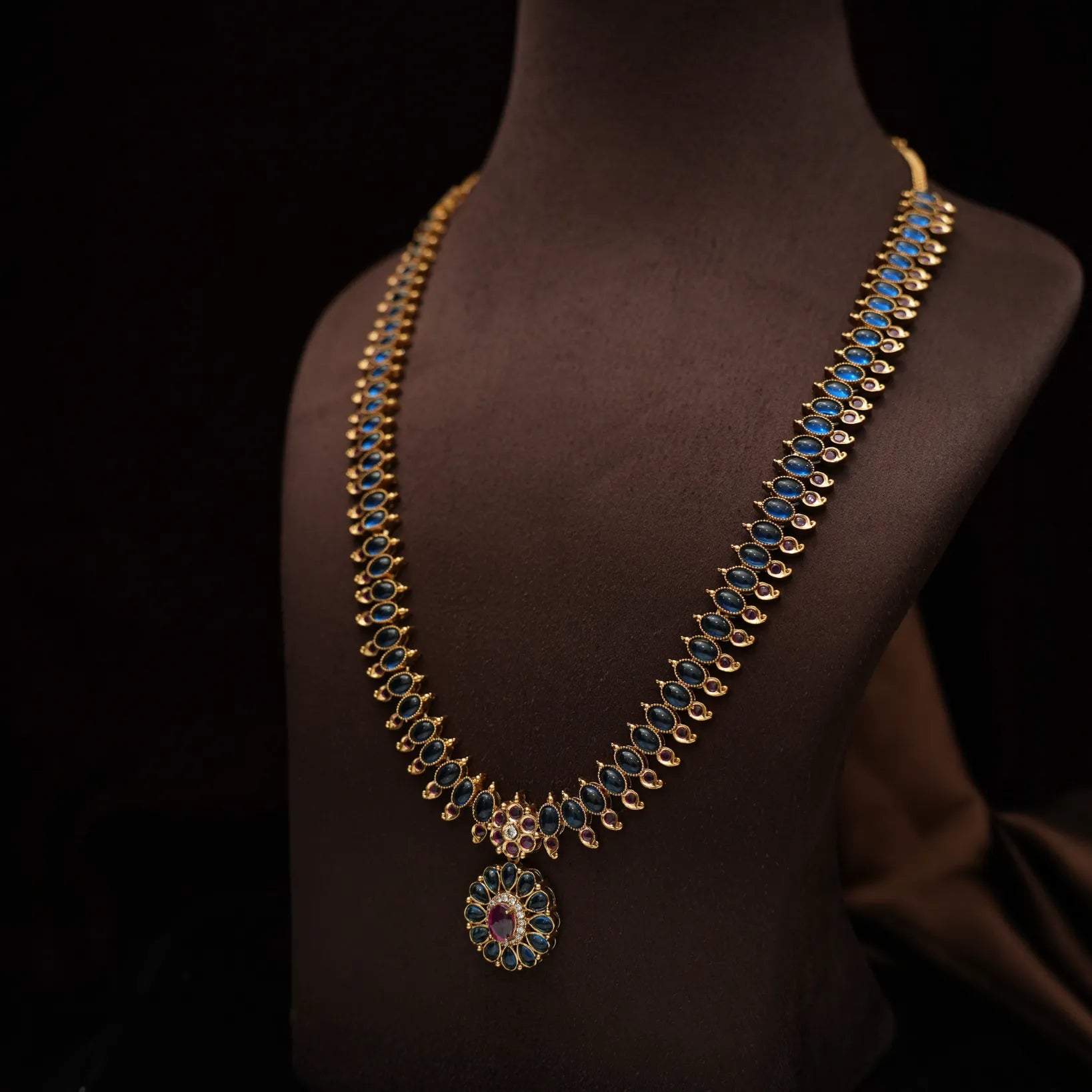 Kanaka Antique Necklace - Long