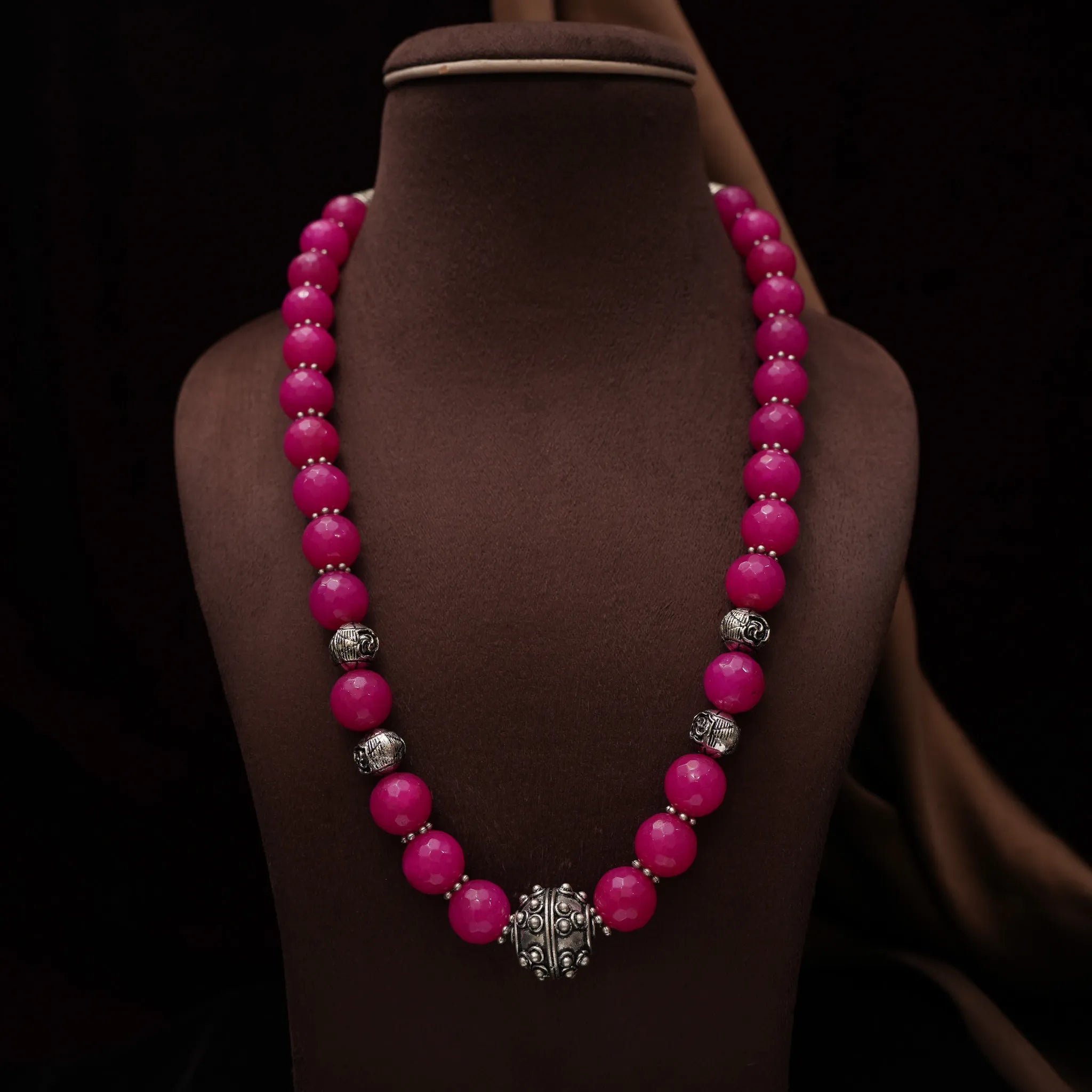 Kanika Beaded Necklace