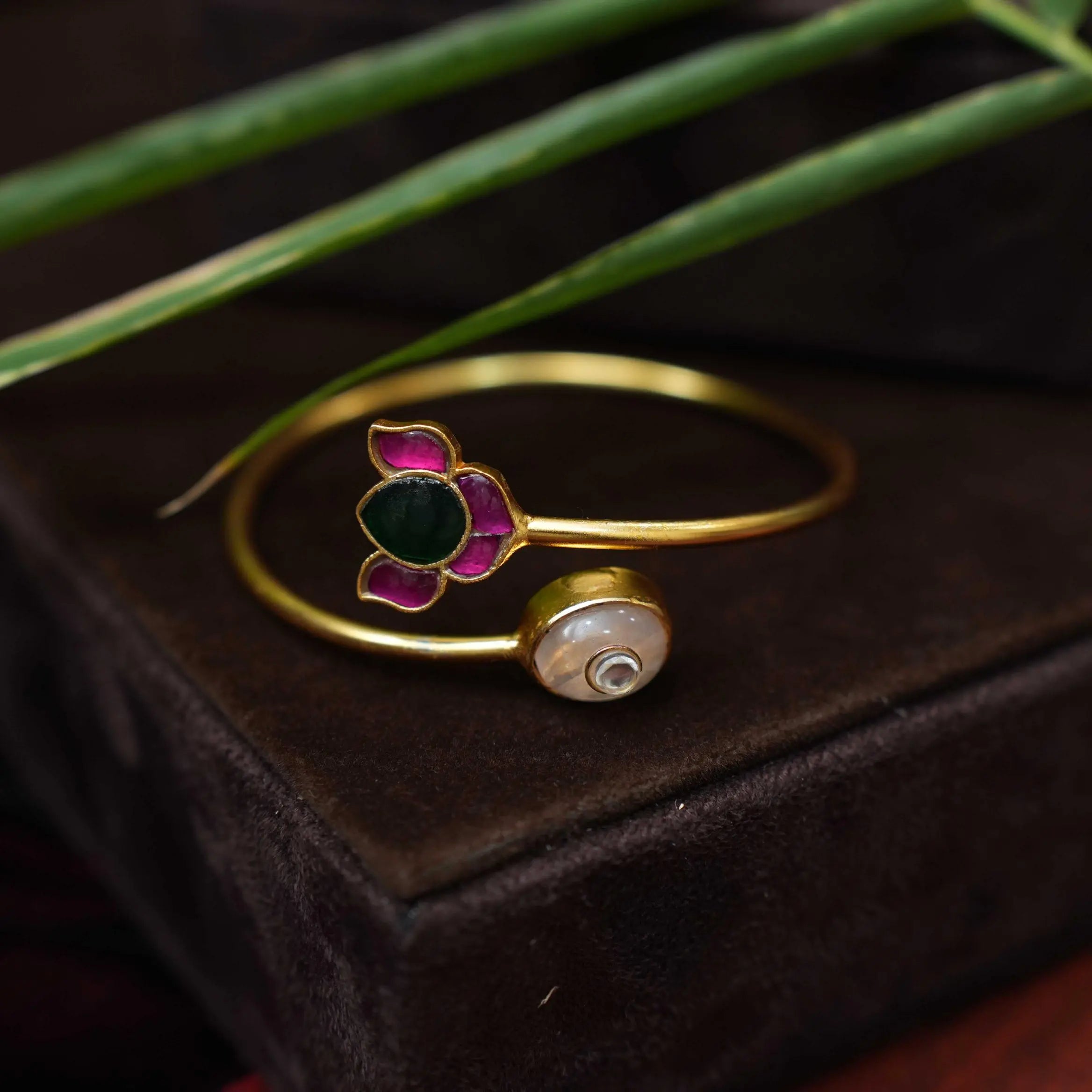 Kanika Silver Kada Bangle