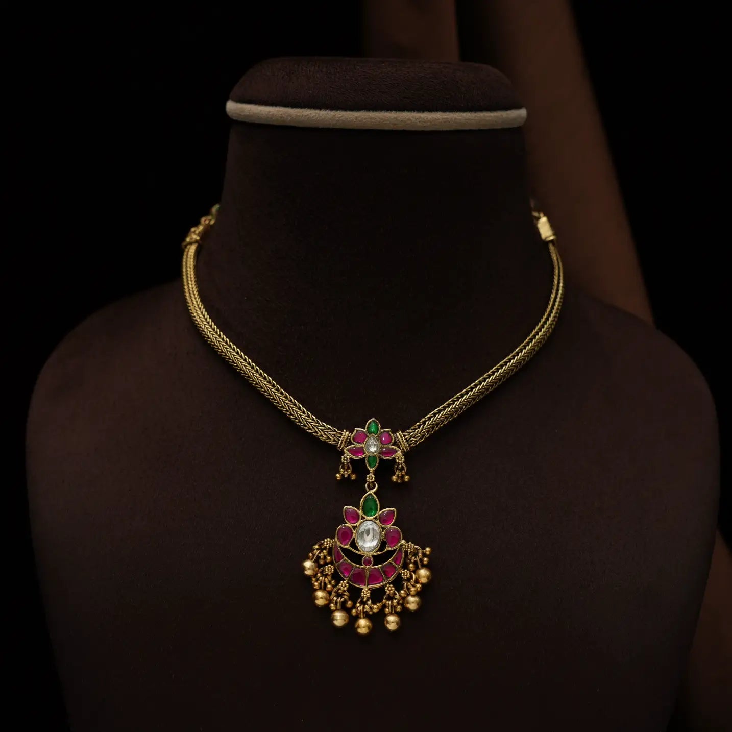 Kapila Antique Attigai Necklace - Red & Green