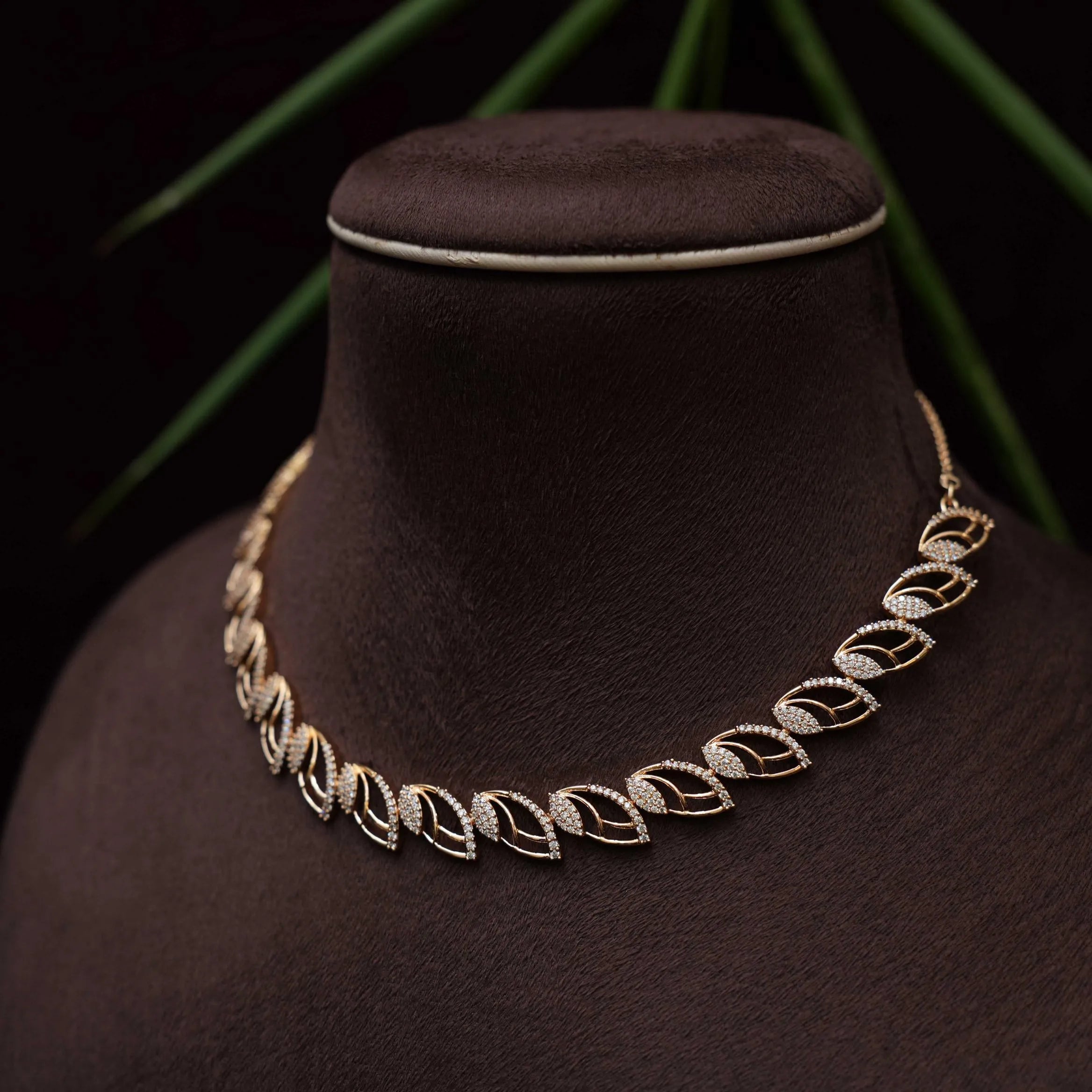 Karshima Zircon Necklace