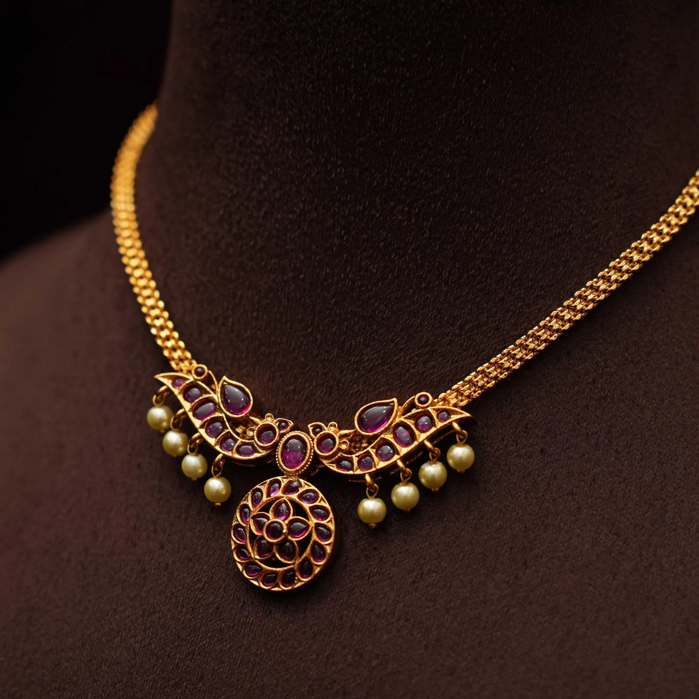 Kaveri Attigai Necklace - Red
